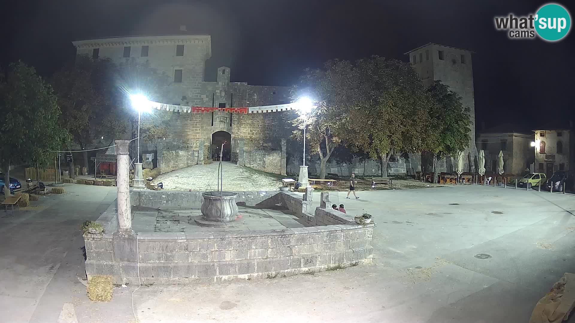 Webcam Svetvinčenat (Sanvincenti) – il castello e il pozzo – Istria – Croazia