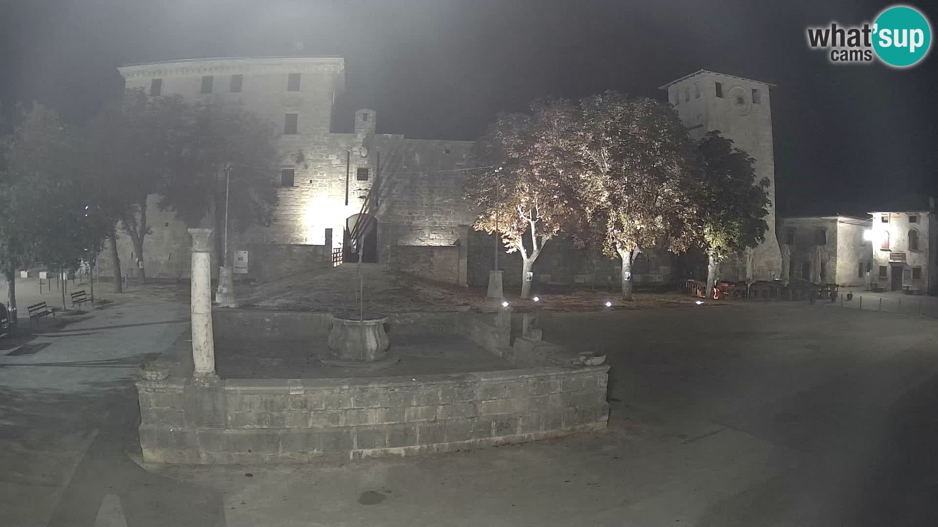 Webcam Svetvinčenat – le château et le puits – Istrie – Croatie