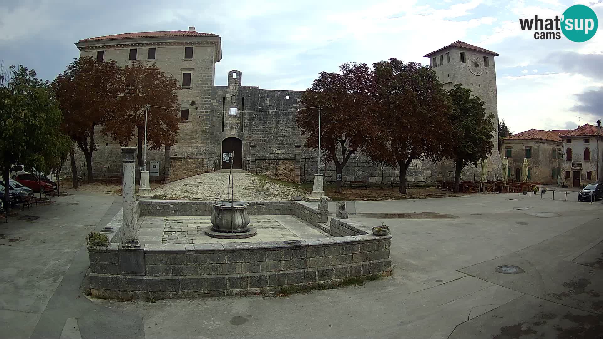 Webcam Svetvinčenat – the Castle and well – Istria – Croatia