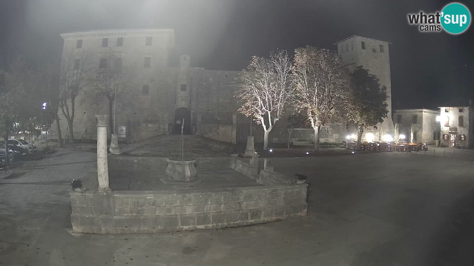 Webcam Svetvinčenat – die Burg und Brunnen – Istrien – Kroatien