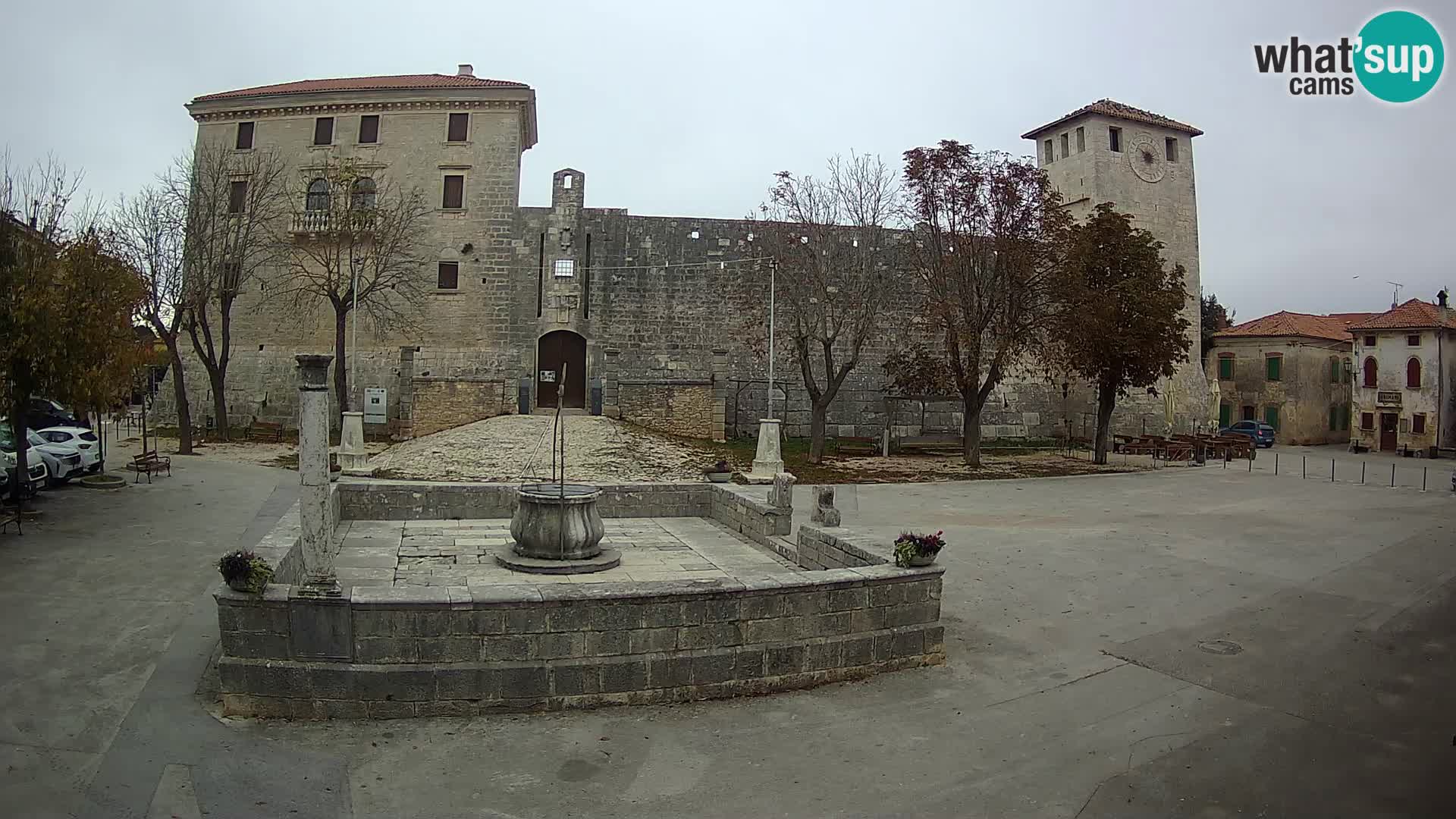 Webcam Svetvinčenat – el castillo y el pozo – Istria – Croacia