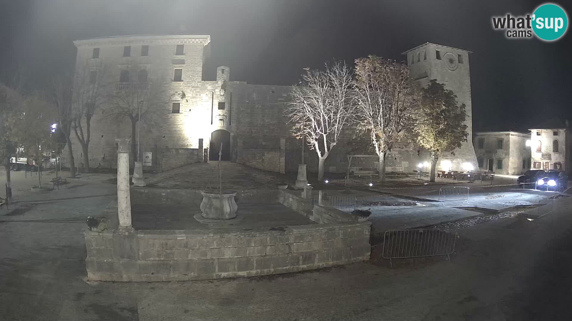 Webcam Svetvinčenat – die Burg und Brunnen – Istrien – Kroatien