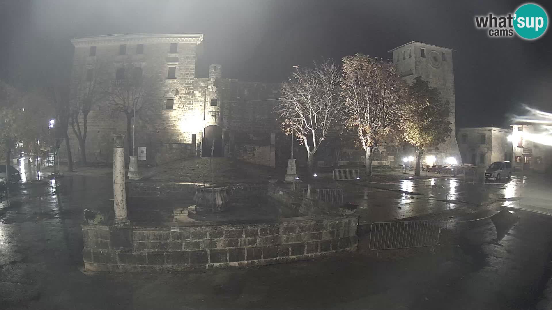 Webcam Svetvinčenat – die Burg und Brunnen – Istrien – Kroatien