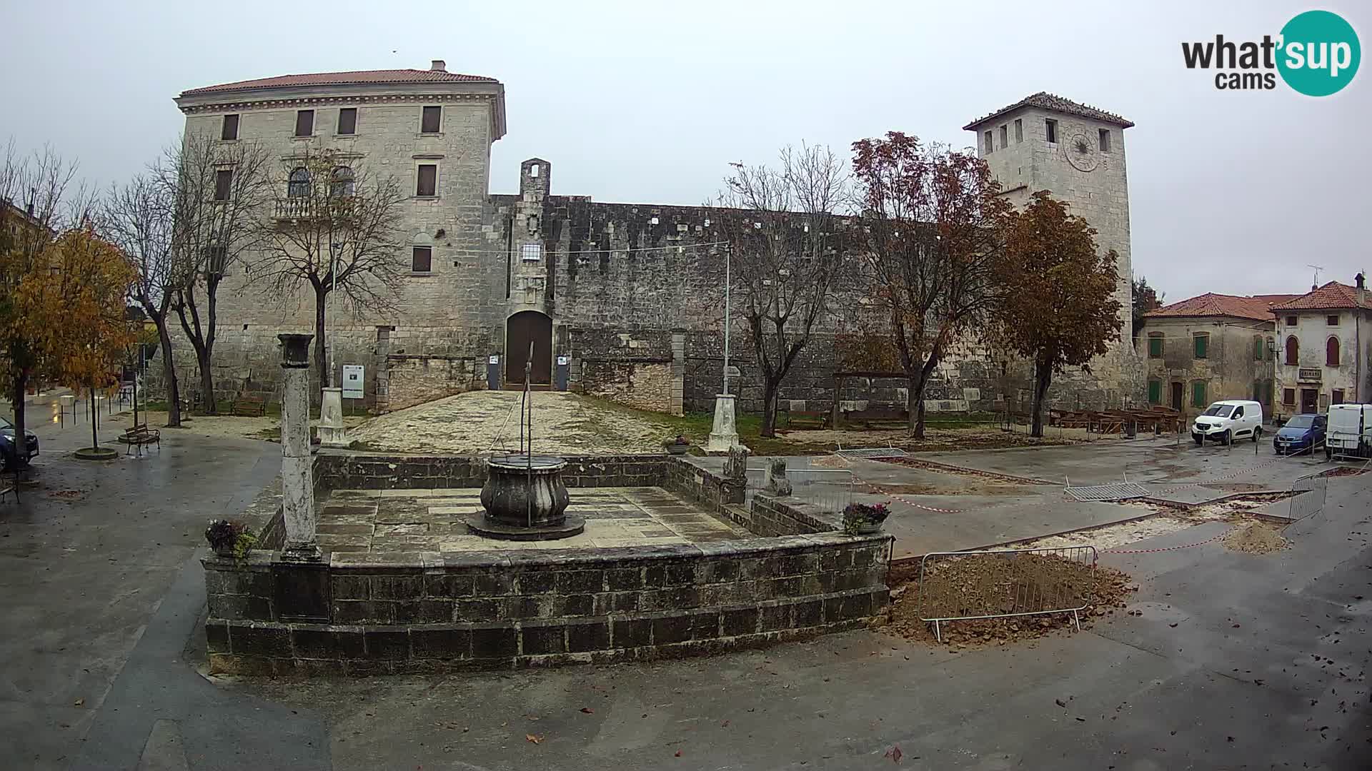 Webcam Svetvinčenat – el castillo y el pozo – Istria – Croacia