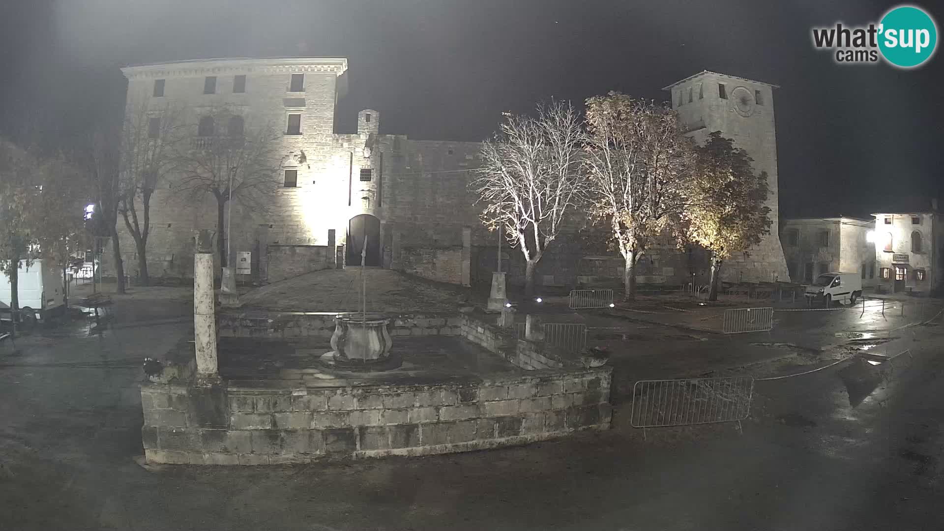 Webcam Svetvinčenat – el castillo y el pozo – Istria – Croacia