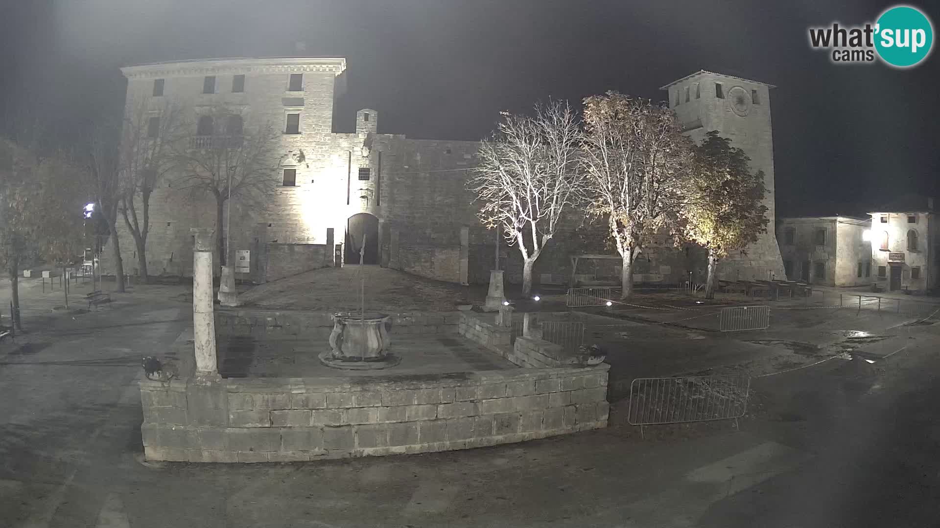 Webcam Svetvinčenat (Sanvincenti) – il castello e il pozzo – Istria – Croazia