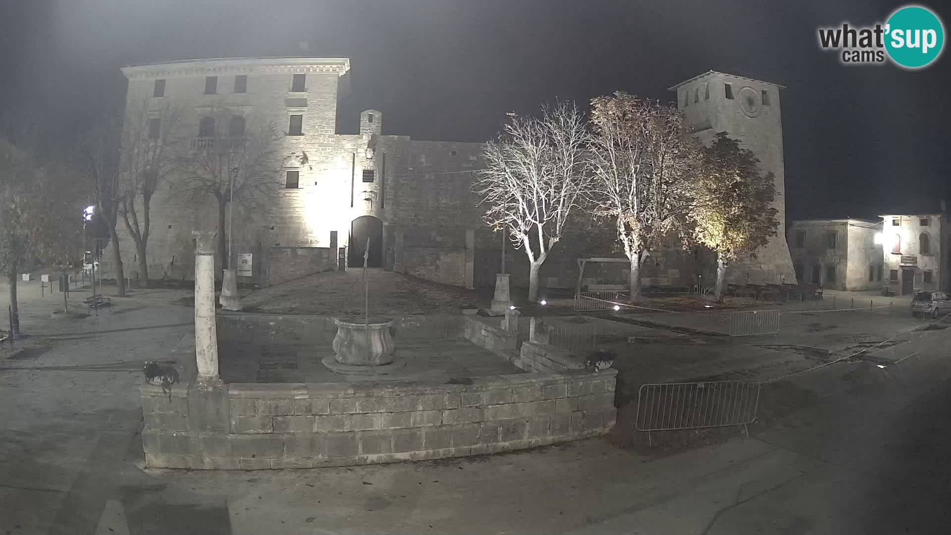 Webcam Svetvinčenat (Sanvincenti) – il castello e il pozzo – Istria – Croazia