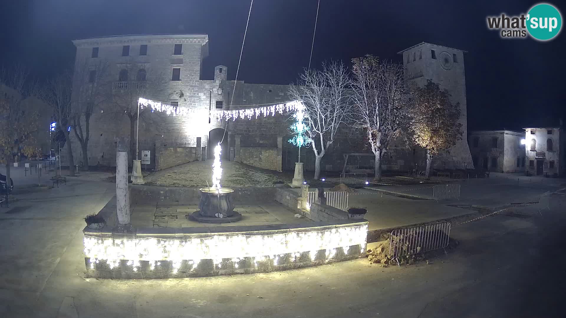 Webcam Svetvinčenat (Sanvincenti) – il castello e il pozzo – Istria – Croazia