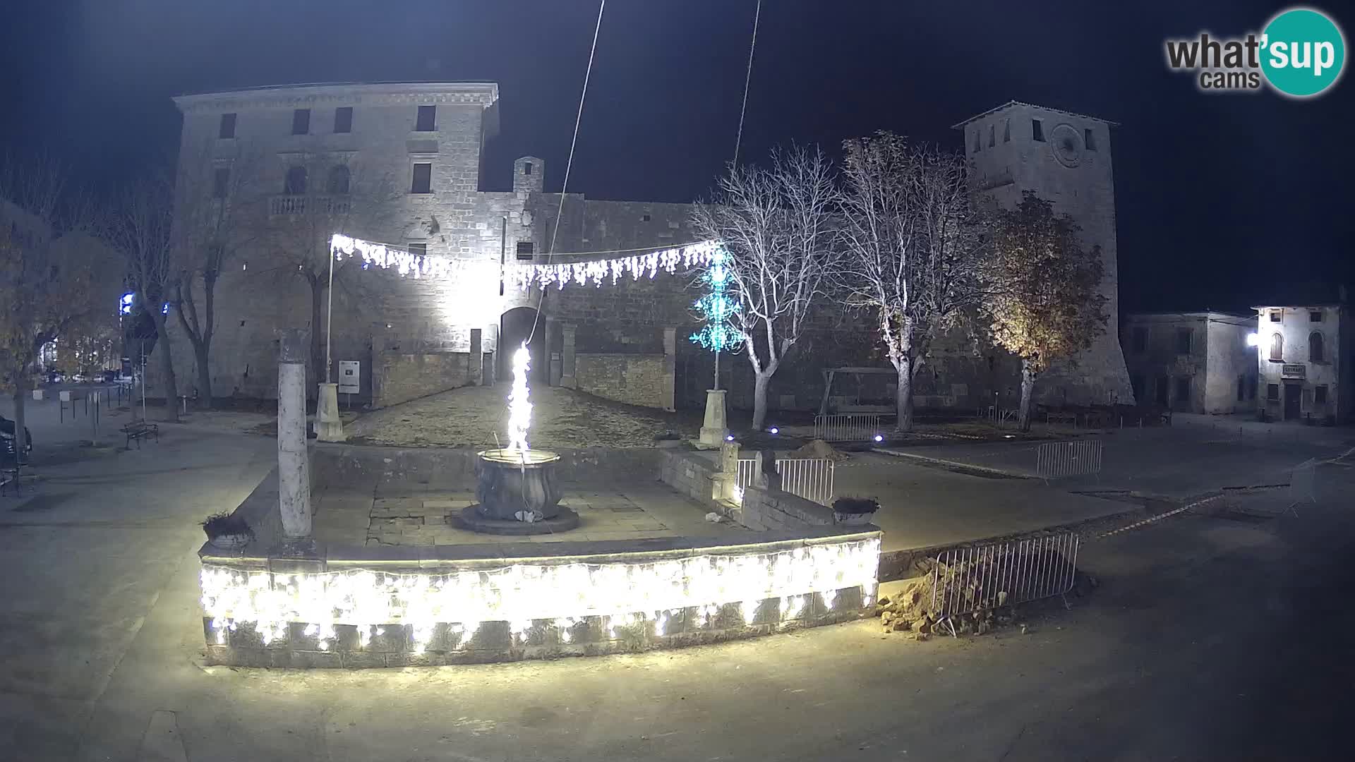 Webcam Svetvinčenat – el castillo y el pozo – Istria – Croacia