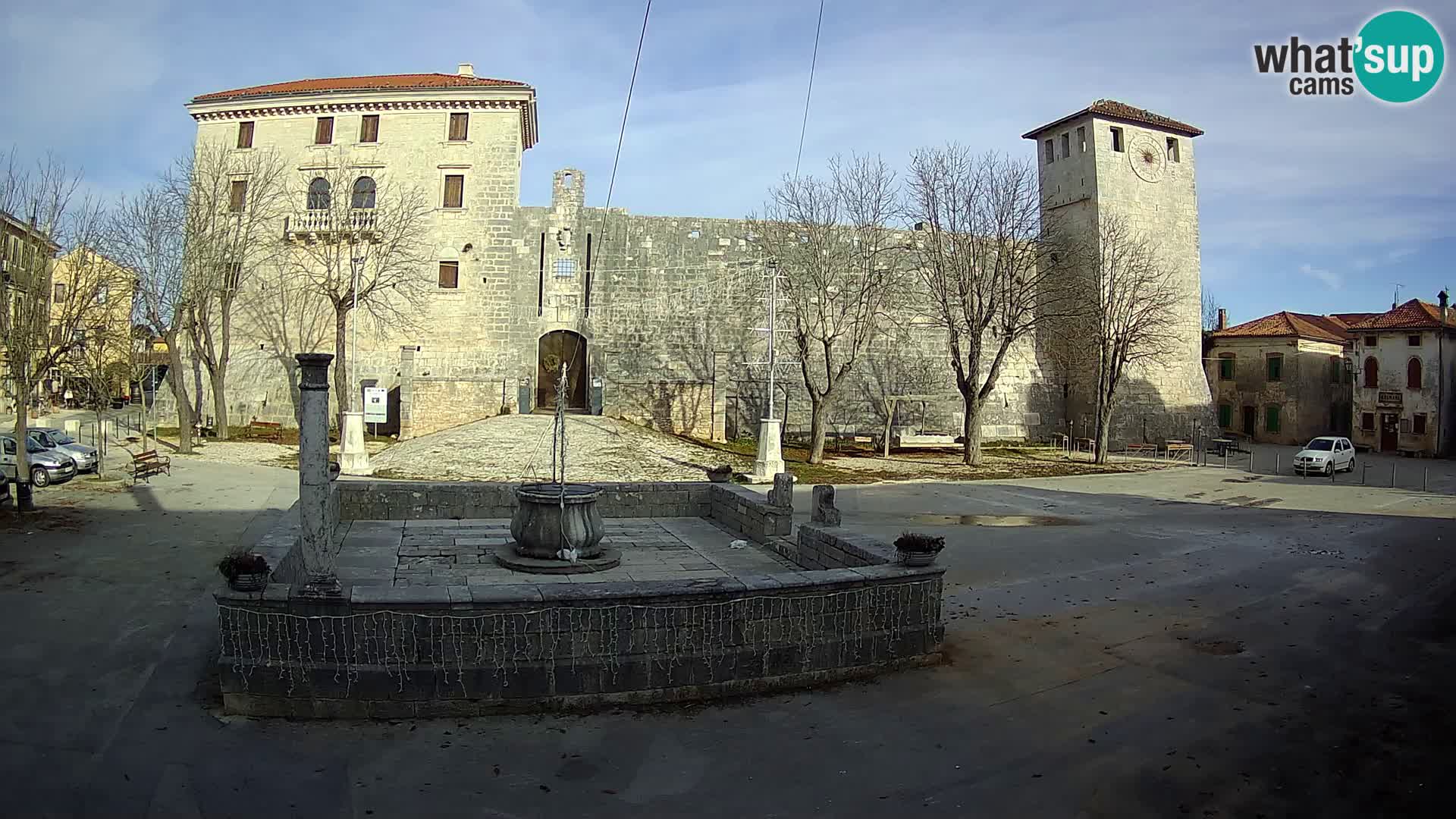 Webcam Svetvinčenat – the Castle and well – Istria – Croatia