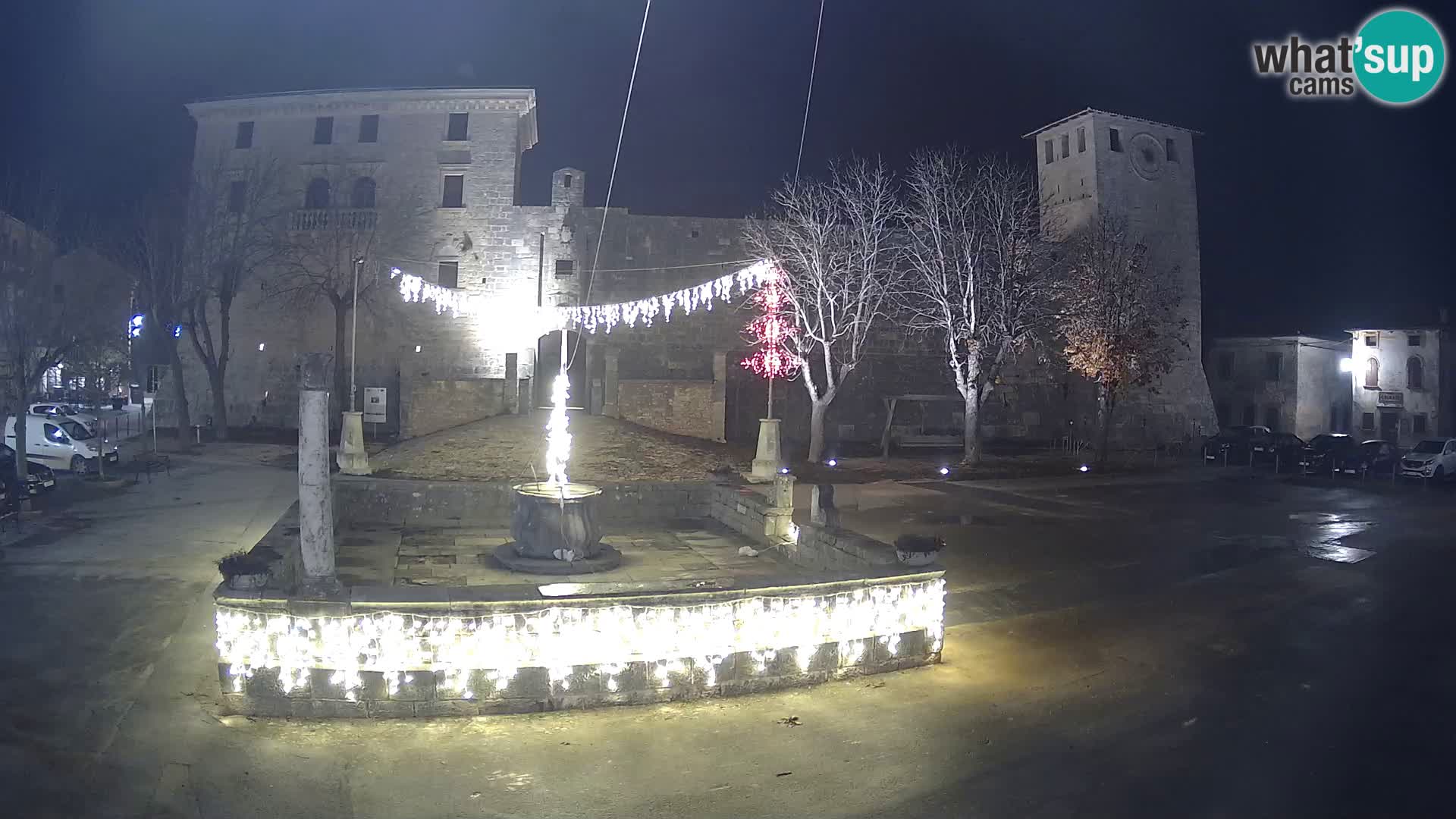 Webcam Svetvinčenat – el castillo y el pozo – Istria – Croacia