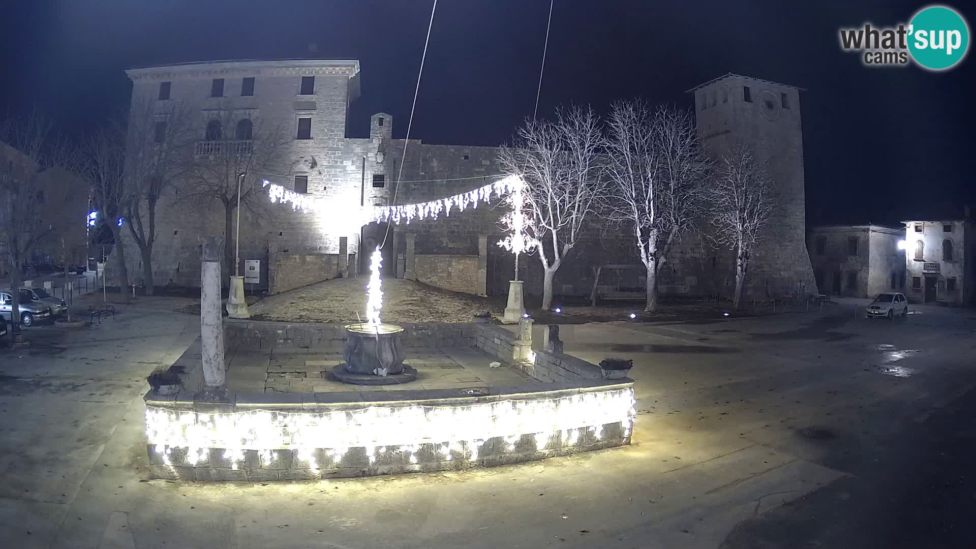 Webcam Svetvinčenat – die Burg und Brunnen – Istrien – Kroatien