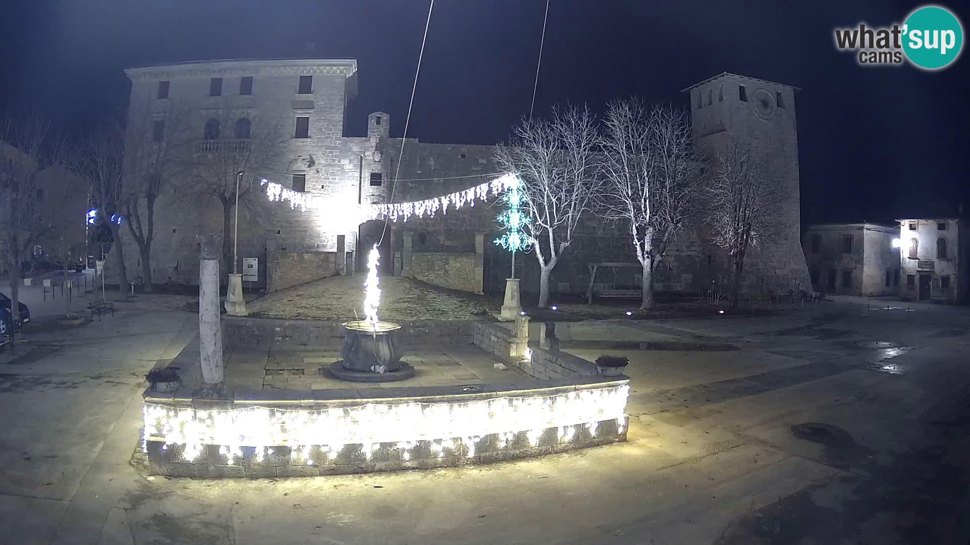 Webcam Svetvinčenat – el castillo y el pozo – Istria – Croacia