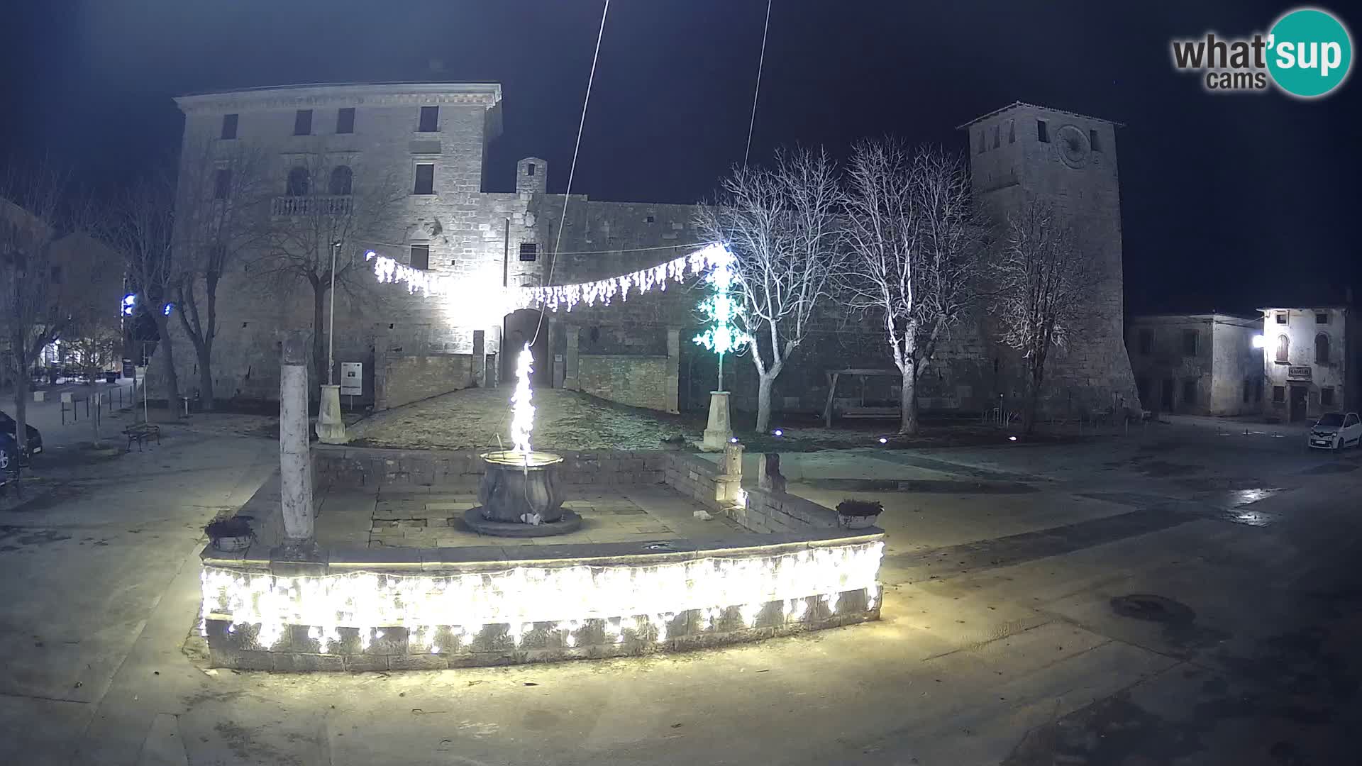 Webcam Svetvinčenat – die Burg und Brunnen – Istrien – Kroatien