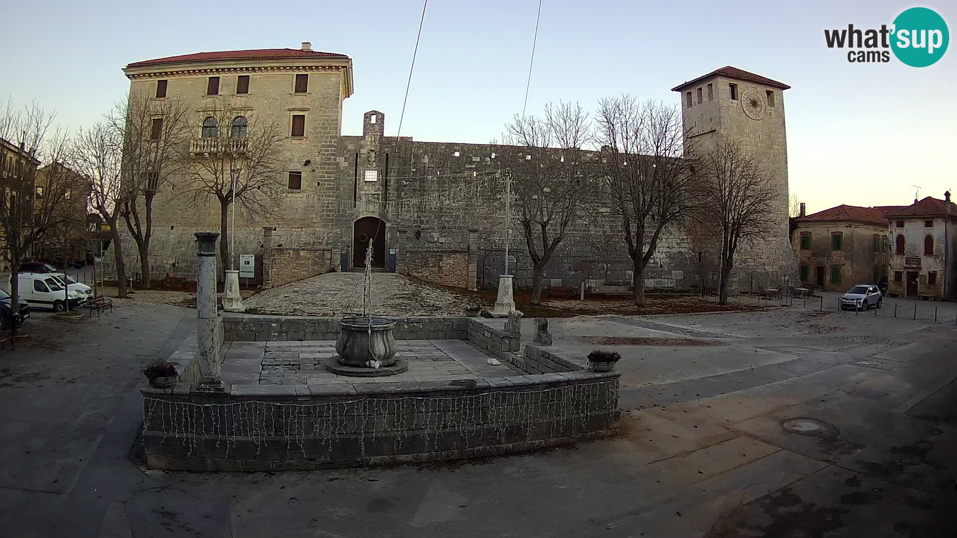 Webcam Svetvinčenat – the Castle and well – Istria – Croatia