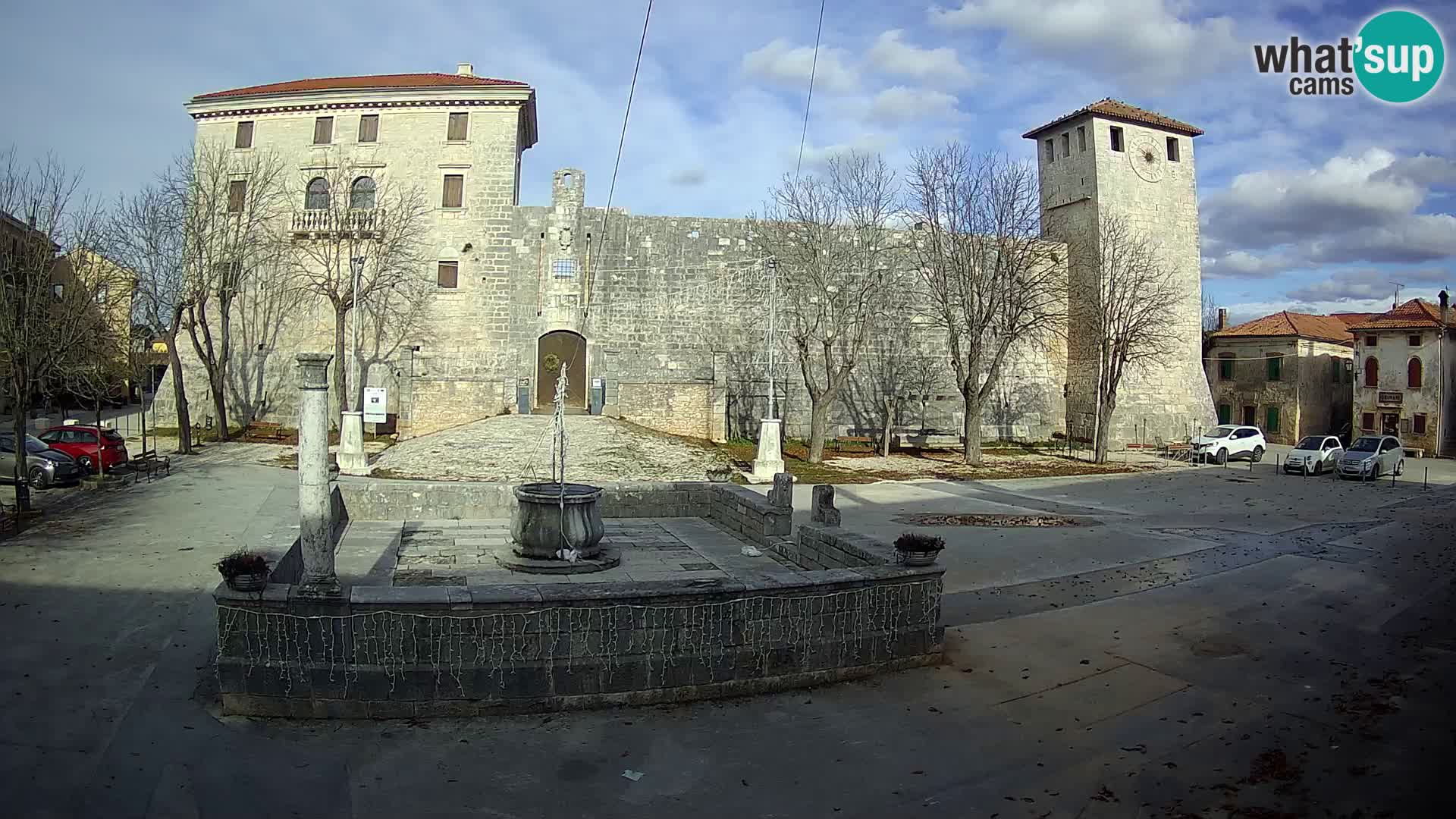 Webcam Svetvinčenat – the Castle and well – Istria – Croatia