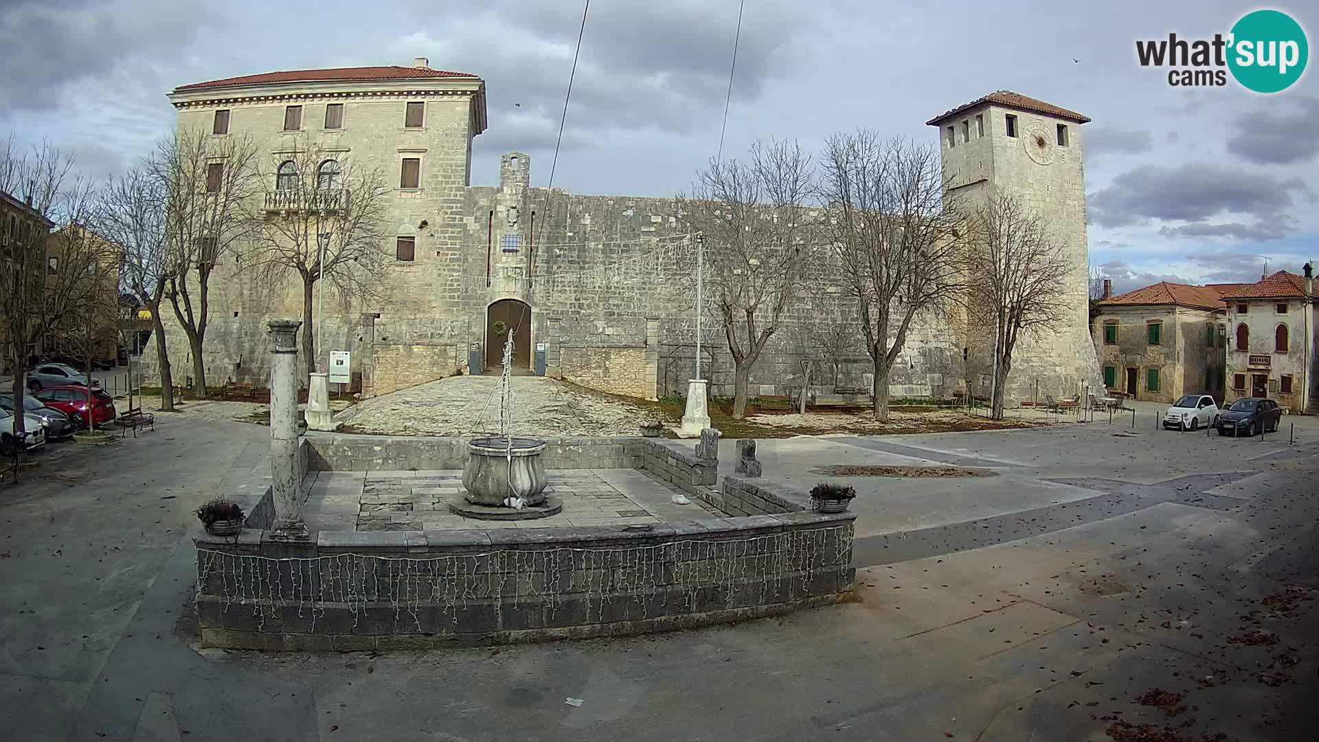 Webcam Svetvinčenat – el castillo y el pozo – Istria – Croacia