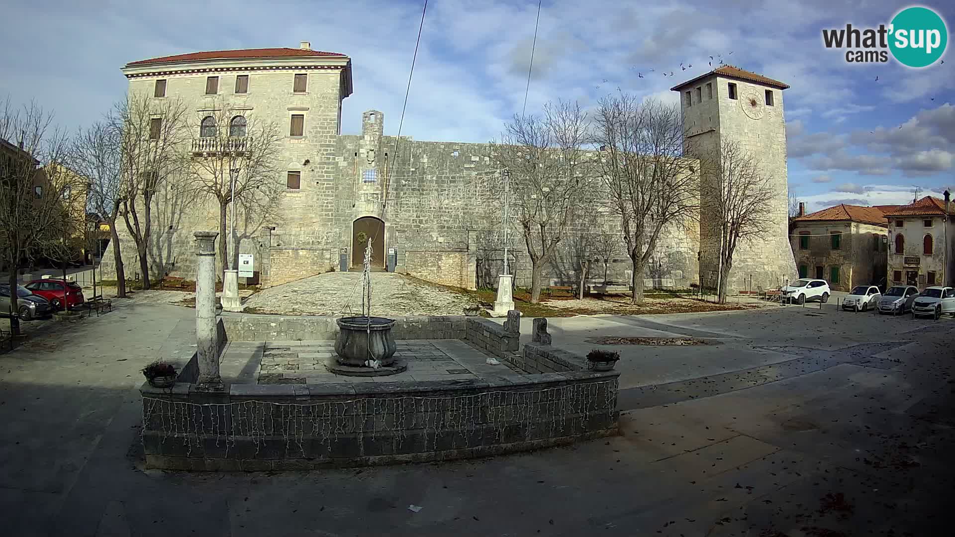 Webcam Svetvinčenat (Sanvincenti) – il castello e il pozzo – Istria – Croazia