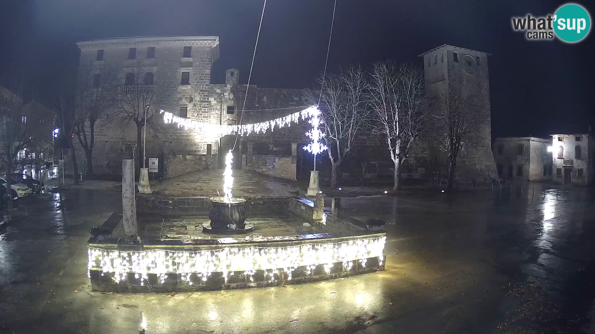 Webcam Svetvinčenat – die Burg und Brunnen – Istrien – Kroatien