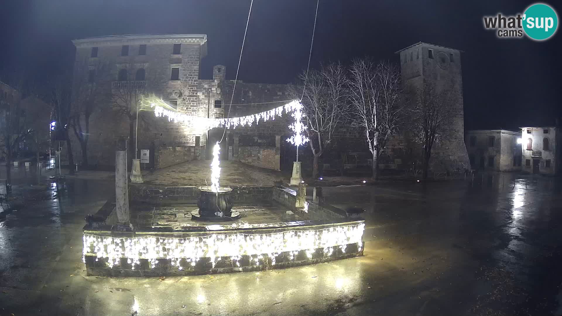 Webcam Svetvinčenat (Sanvincenti) – il castello e il pozzo – Istria – Croazia