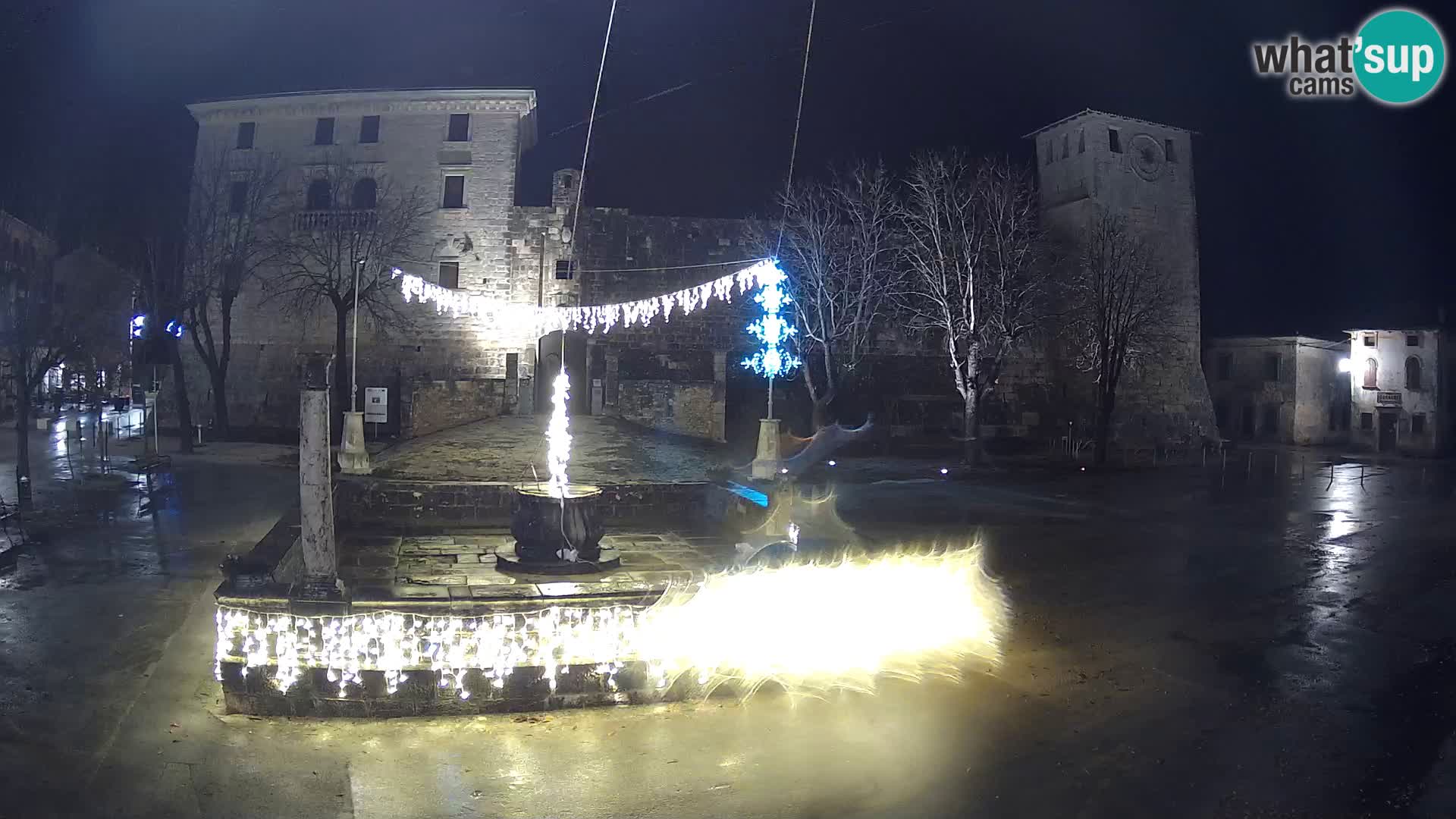 Webcam Svetvinčenat – die Burg und Brunnen – Istrien – Kroatien