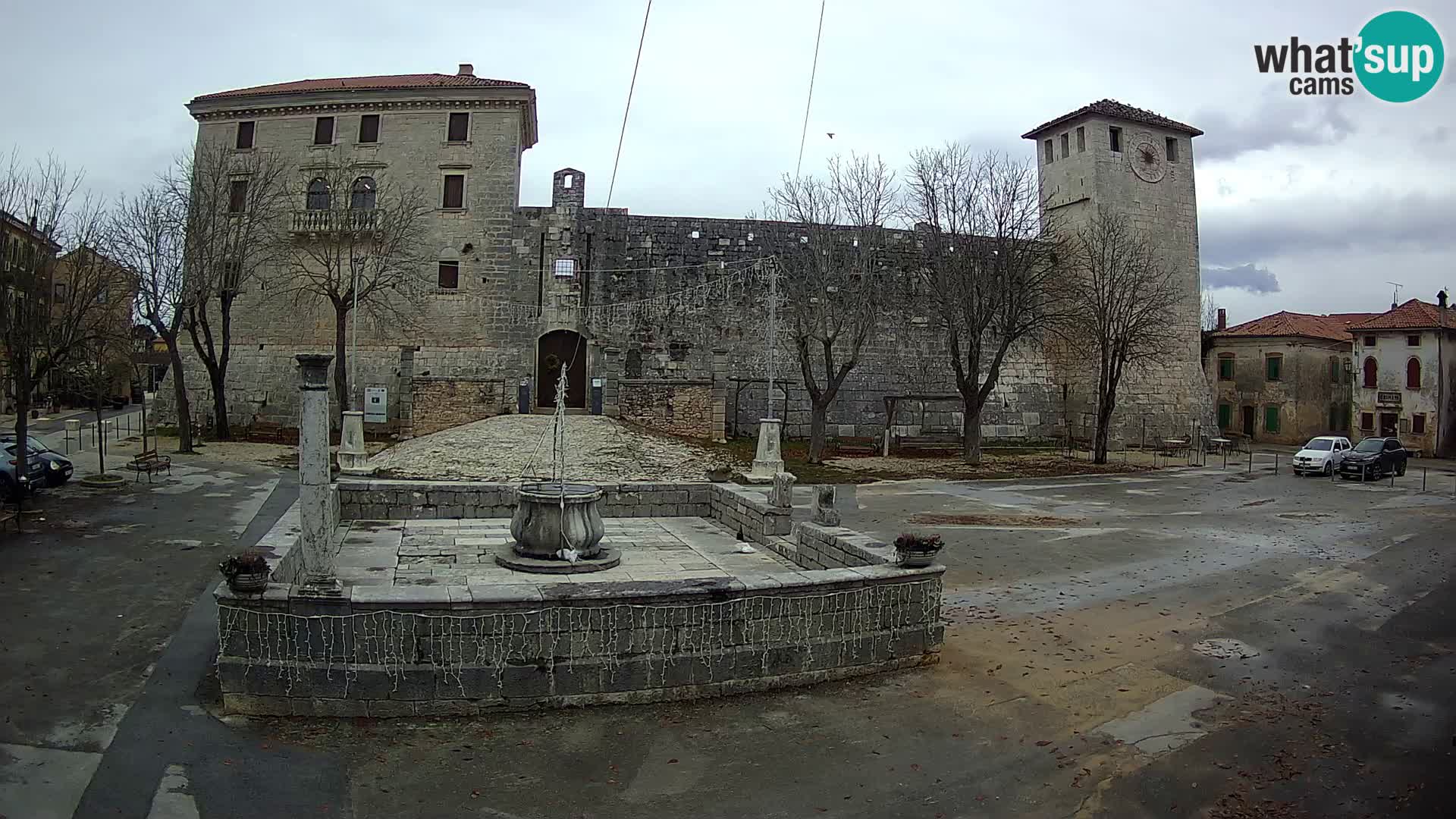 Webcam Svetvinčenat – the Castle and well – Istria – Croatia