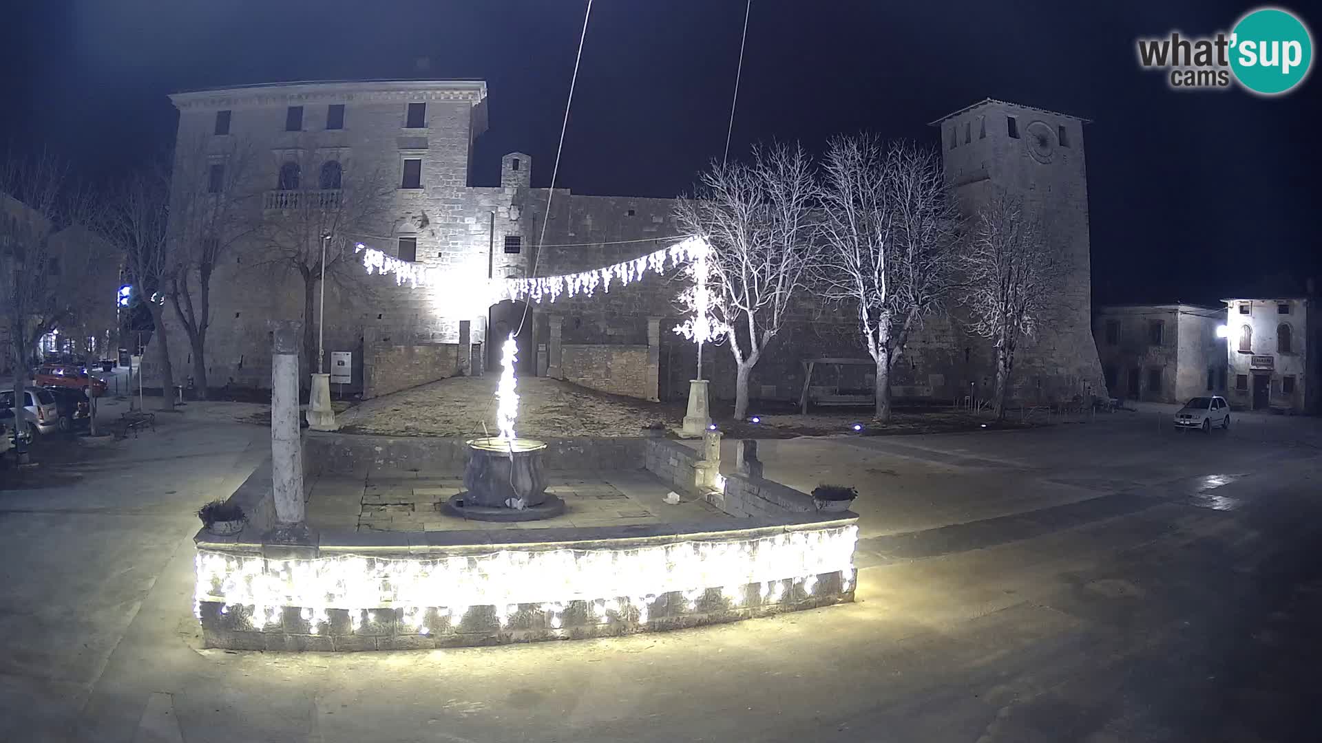 Webcam Svetvinčenat – le château et le puits – Istrie – Croatie