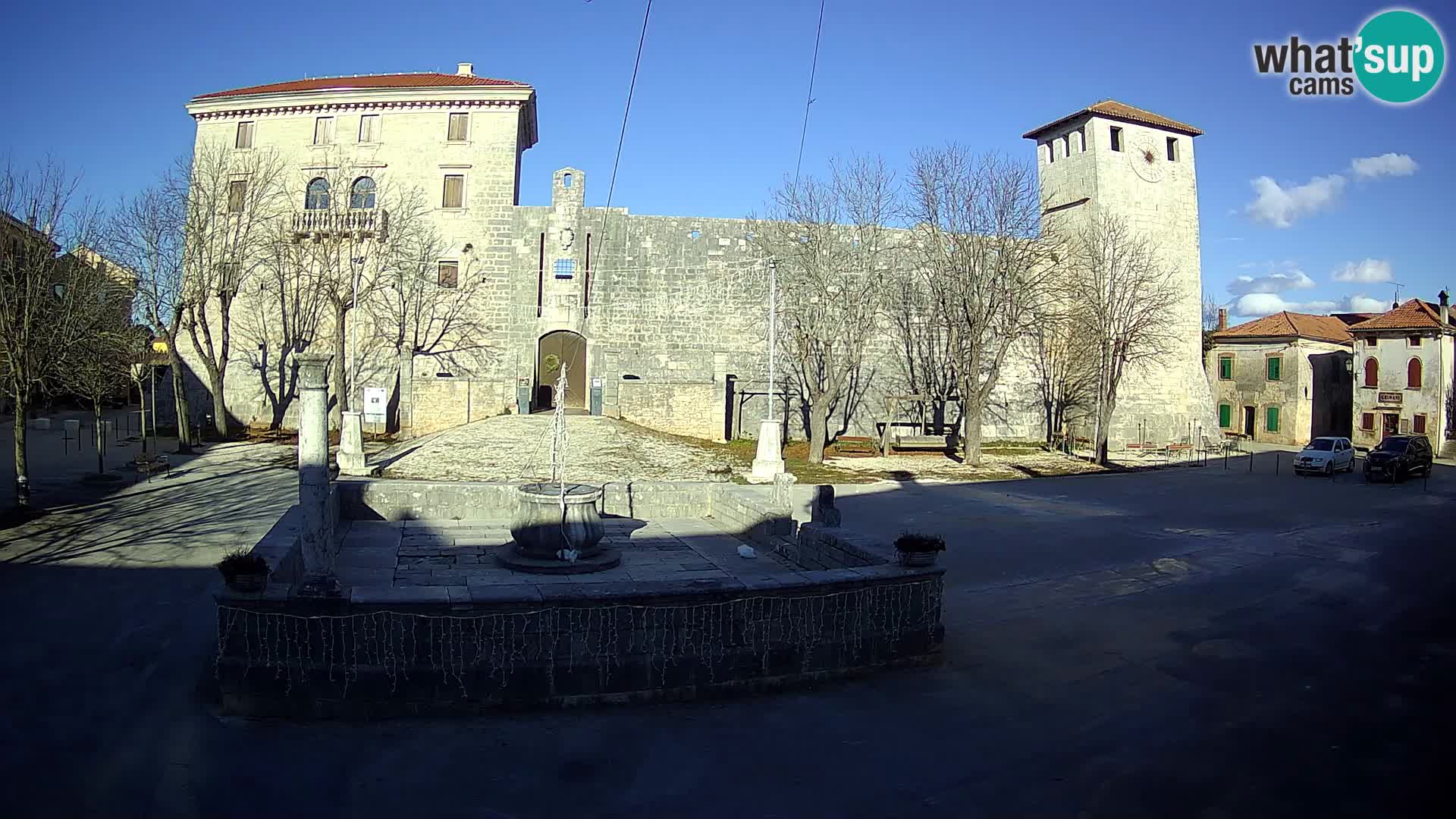 Webcam Svetvinčenat – the Castle and well – Istria – Croatia