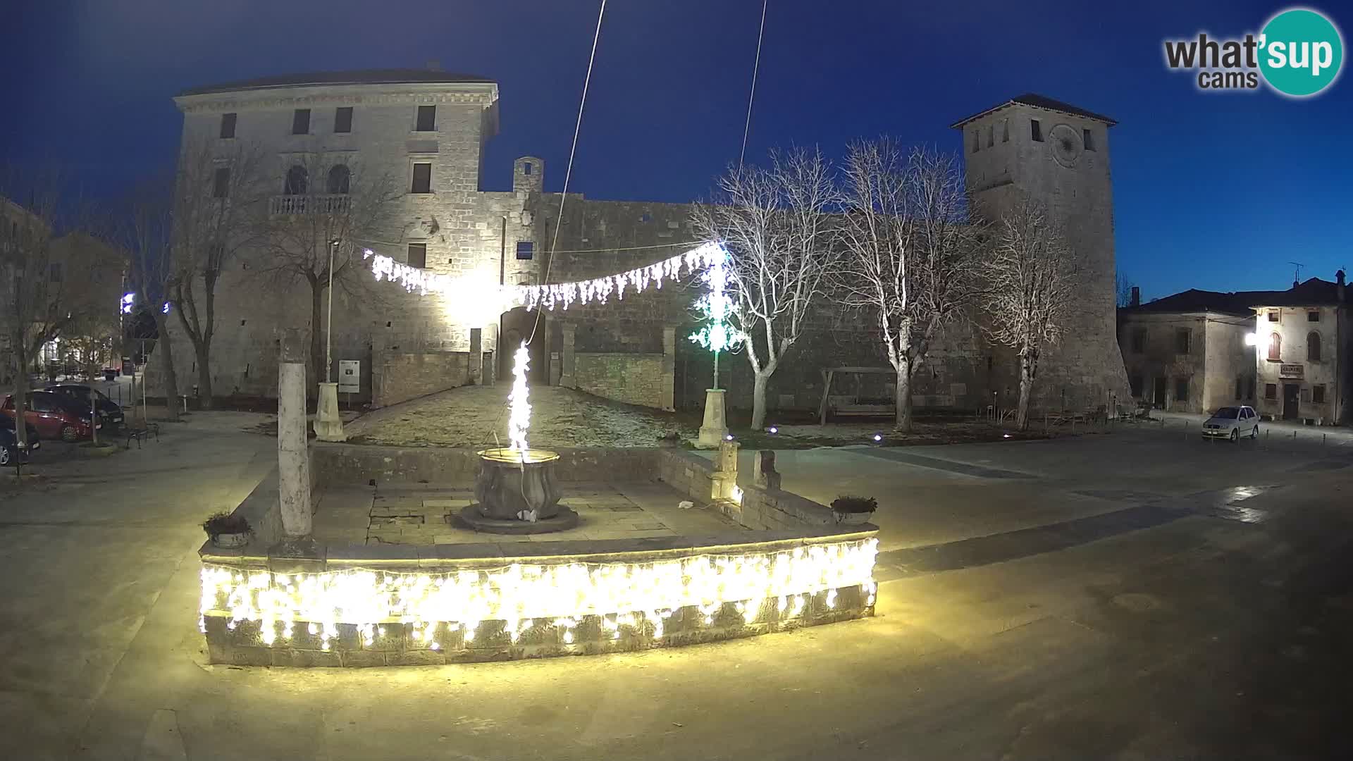 Webcam Svetvinčenat – die Burg und Brunnen – Istrien – Kroatien