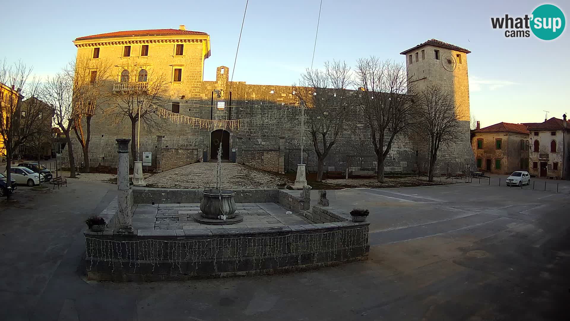 Webcam Svetvinčenat – the Castle and well – Istria – Croatia