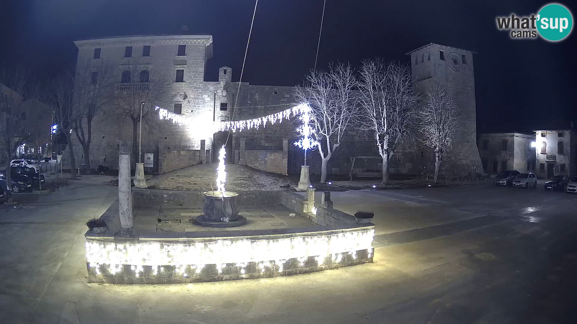 Webcam Svetvinčenat – le château et le puits – Istrie – Croatie