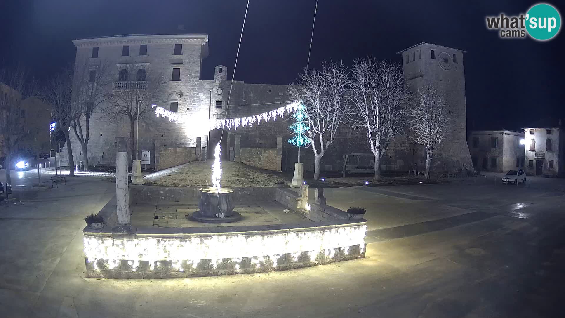 Webcam Svetvinčenat – le château et le puits – Istrie – Croatie