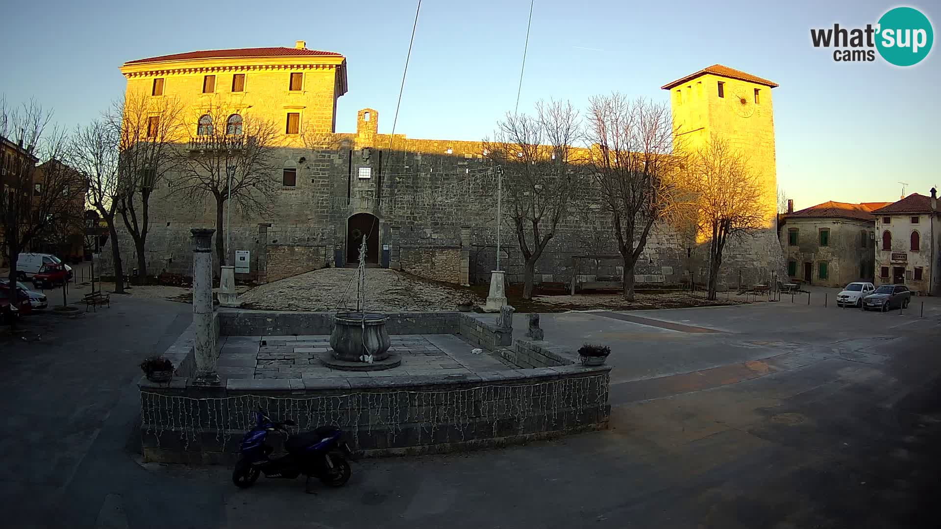 Webcam Svetvinčenat – the Castle and well – Istria – Croatia