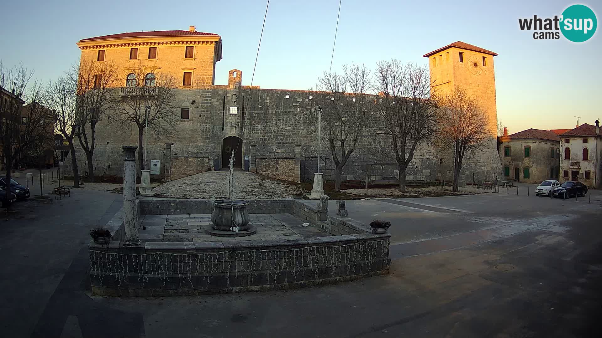 Webcam Svetvinčenat – el castillo y el pozo – Istria – Croacia