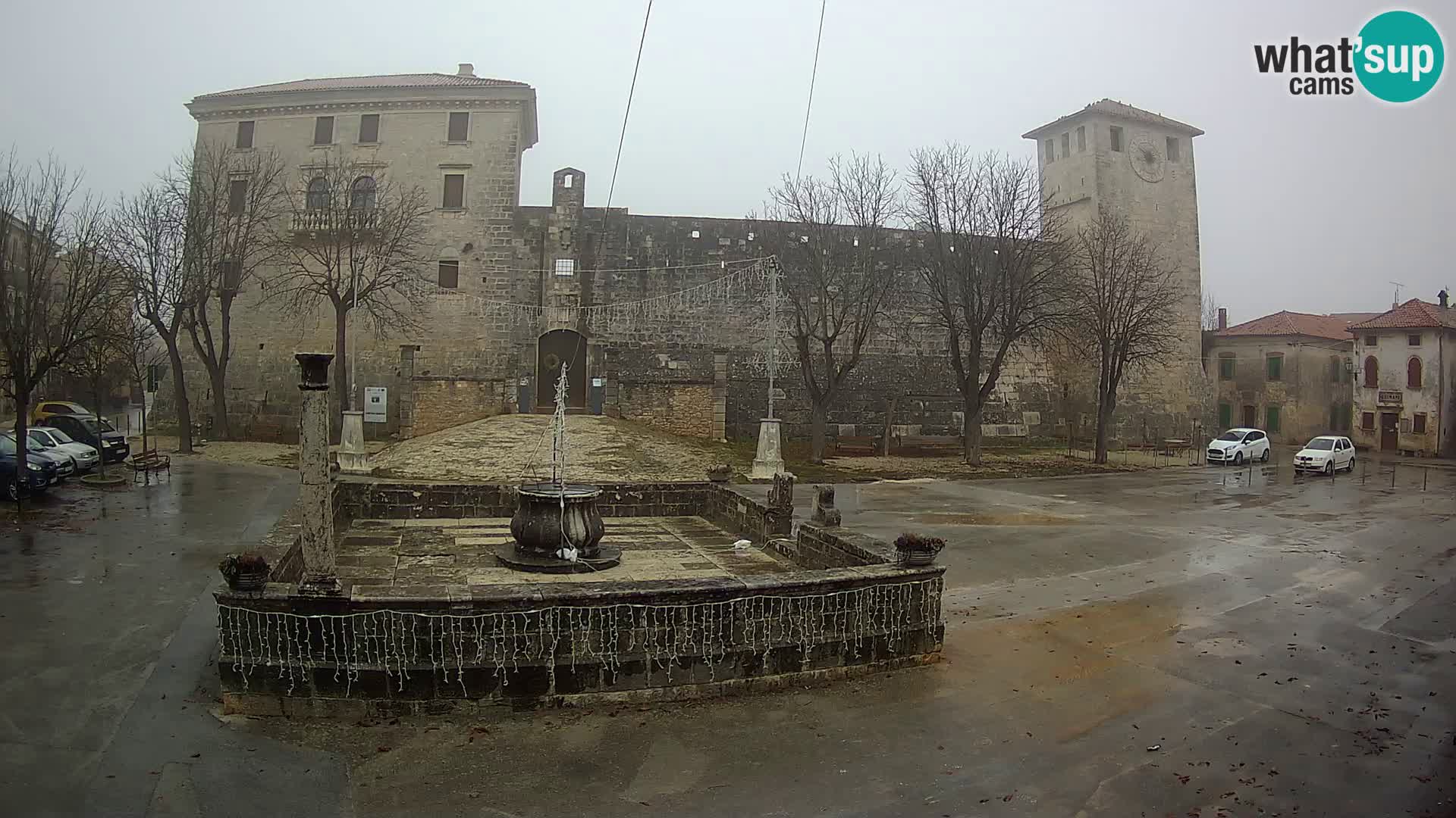 Webcam Svetvinčenat – the Castle and well – Istria – Croatia