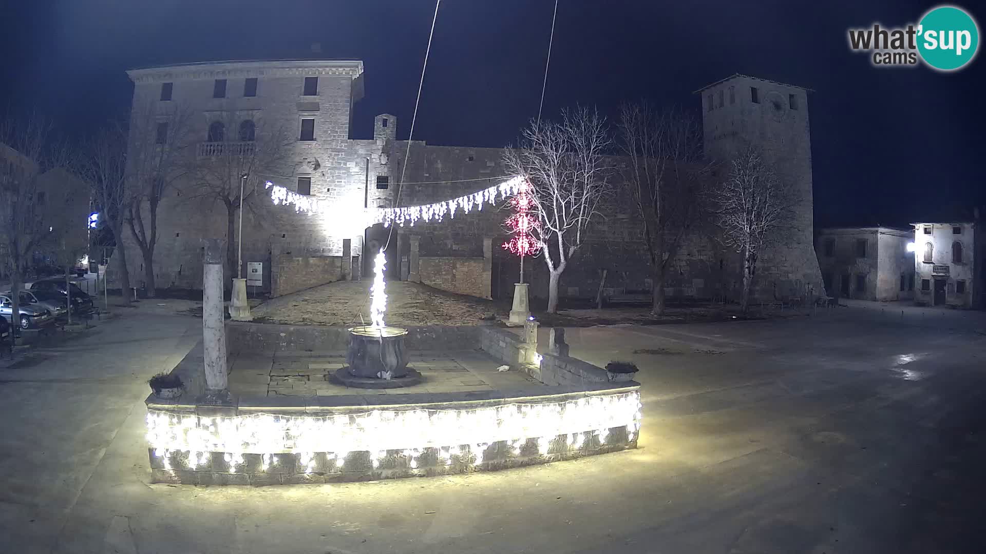 Webcam Svetvinčenat – le château et le puits – Istrie – Croatie