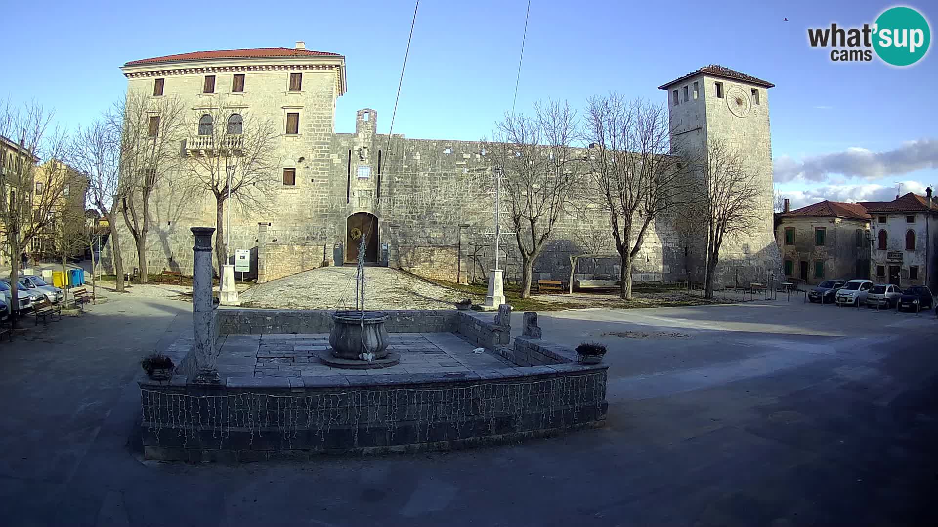 Webcam Svetvinčenat – the Castle and well – Istria – Croatia