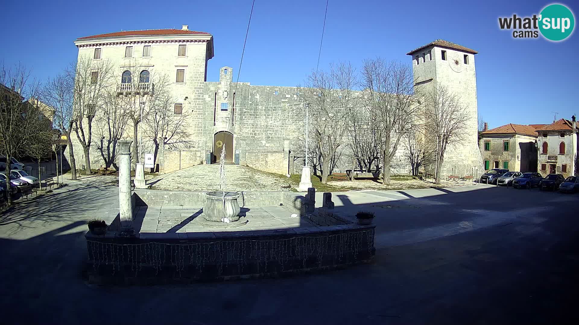 Webcam Svetvinčenat – the Castle and well – Istria – Croatia