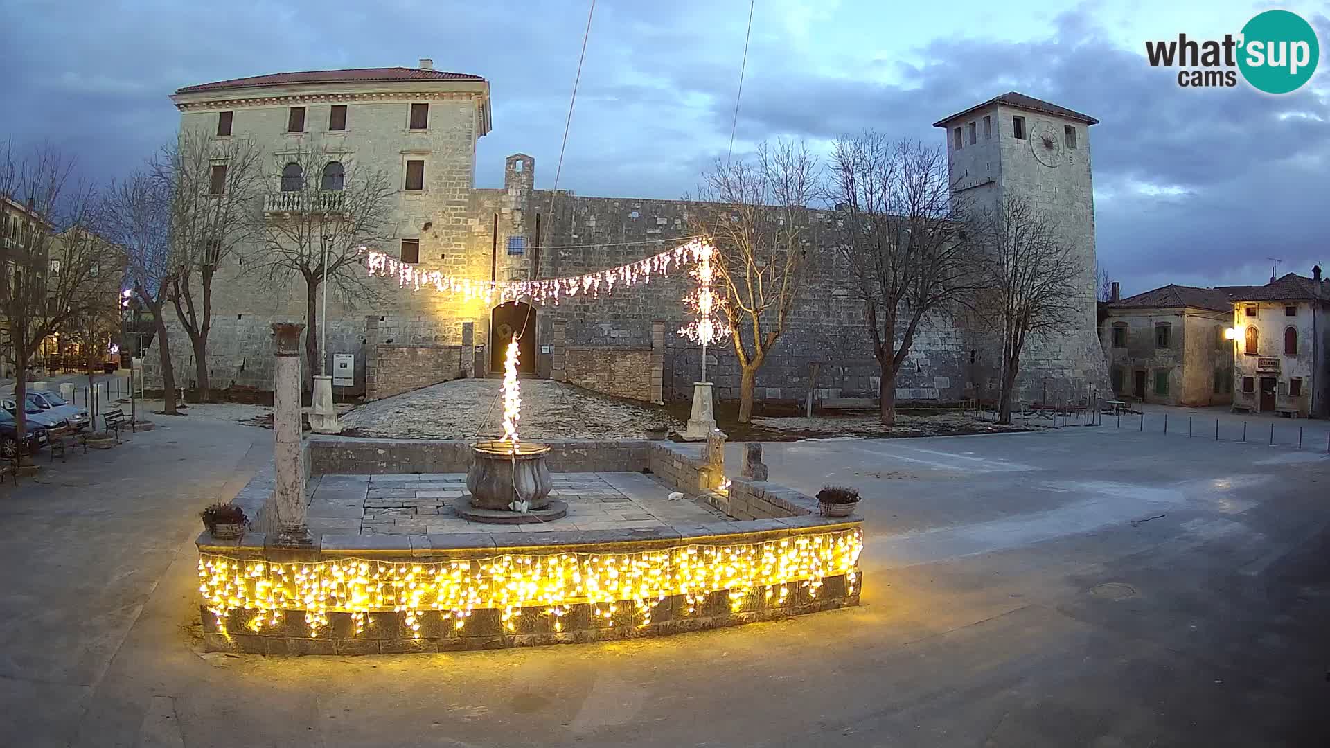 Webcam Svetvinčenat – the Castle and well – Istria – Croatia