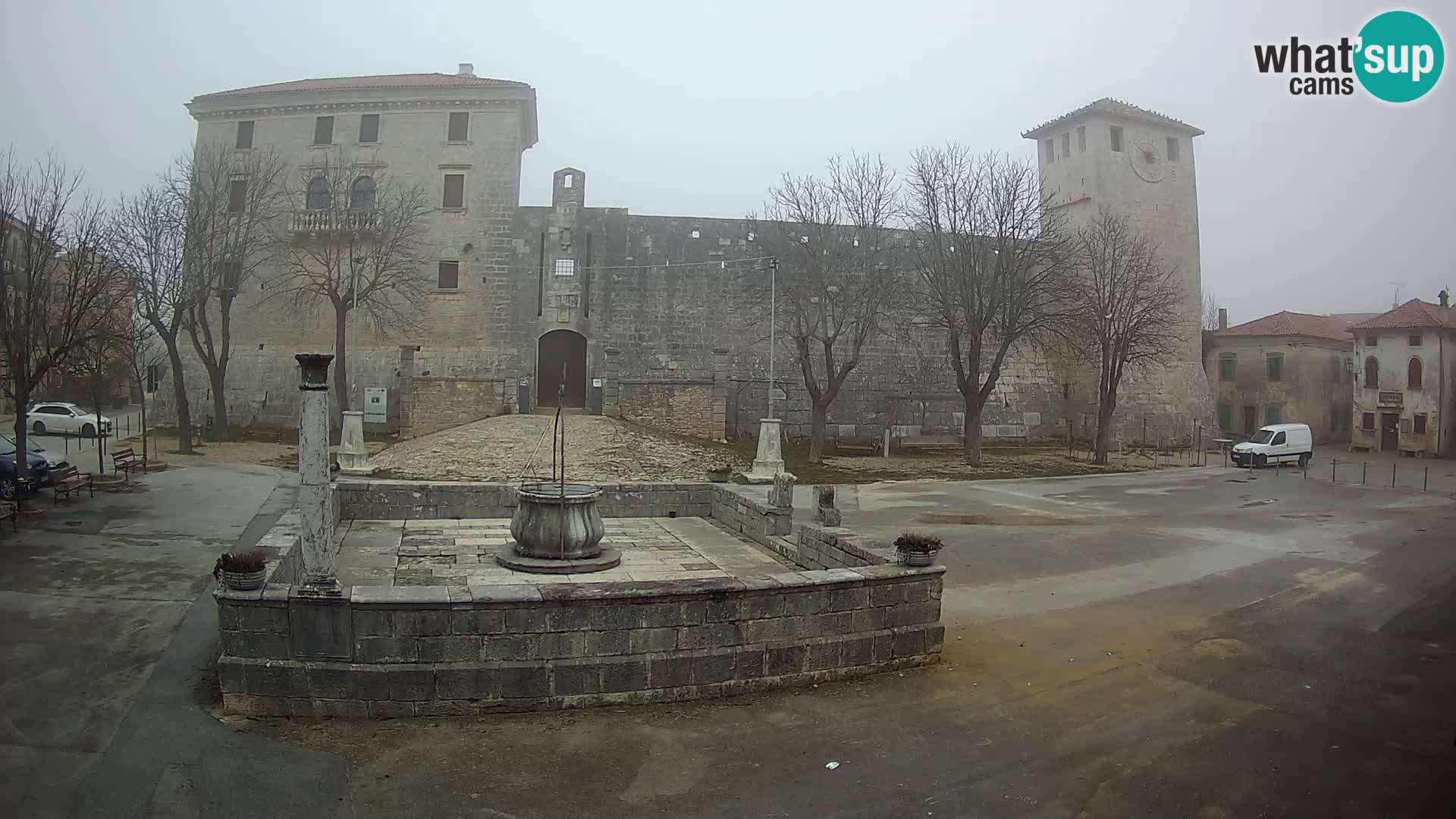 Webcam Svetvinčenat – the Castle and well – Istria – Croatia