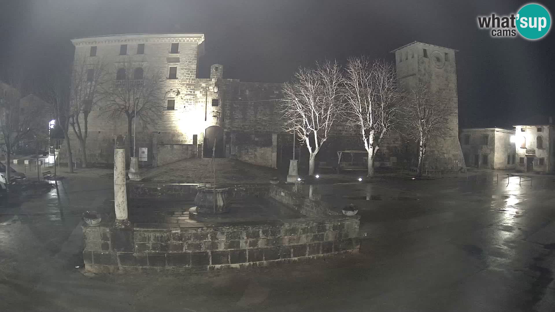 Webcam Svetvinčenat (Sanvincenti) – il castello e il pozzo – Istria – Croazia