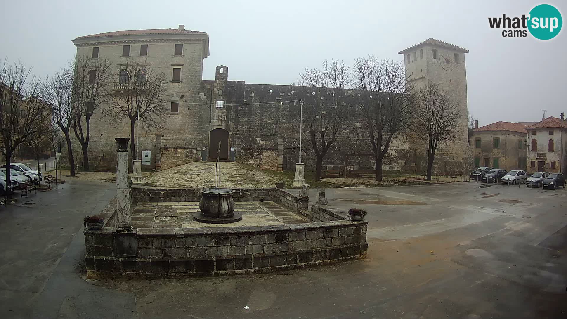 Webcam Svetvinčenat – the Castle and well – Istria – Croatia