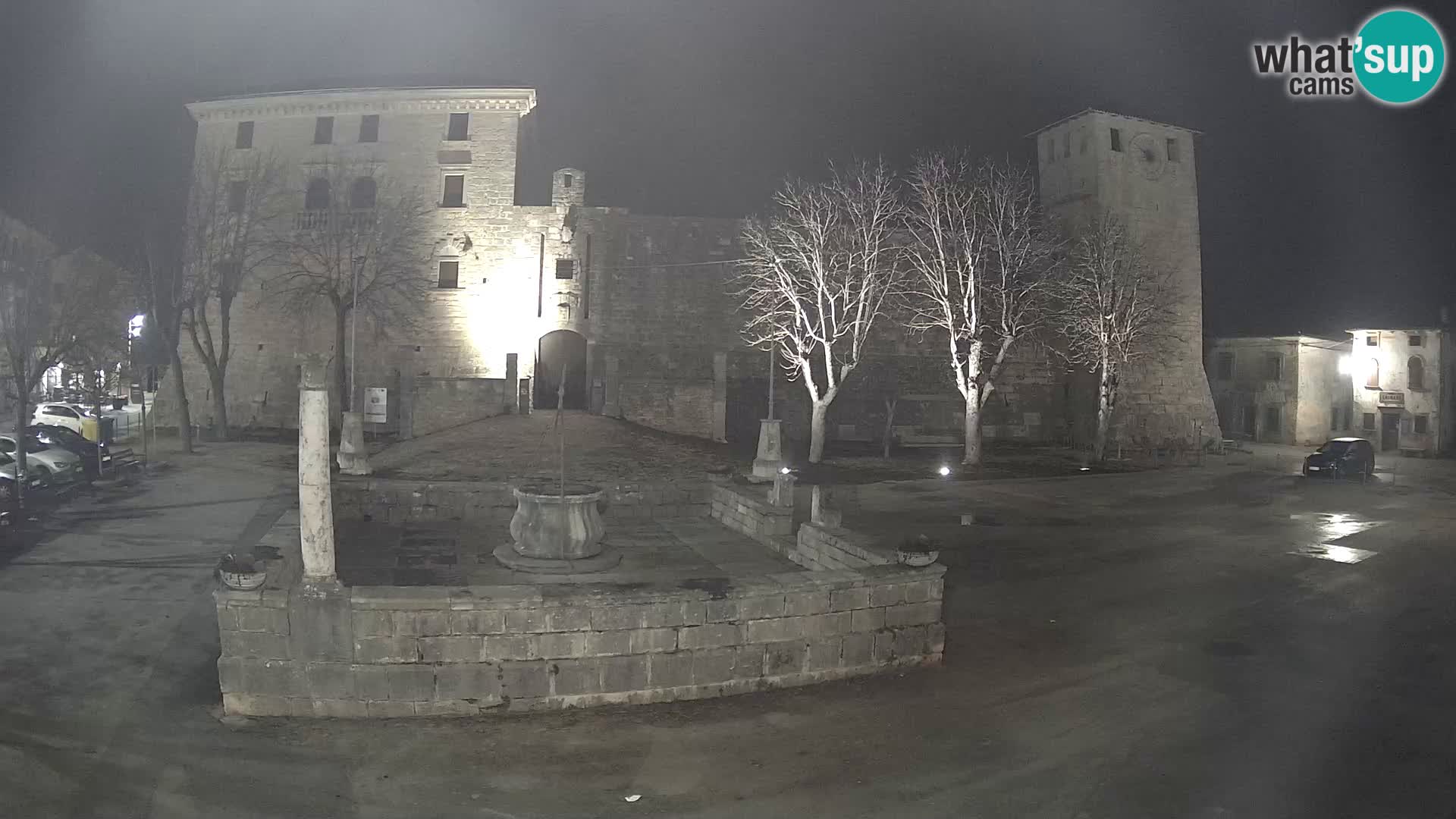 Webcam Svetvinčenat (Sanvincenti) – il castello e il pozzo – Istria – Croazia