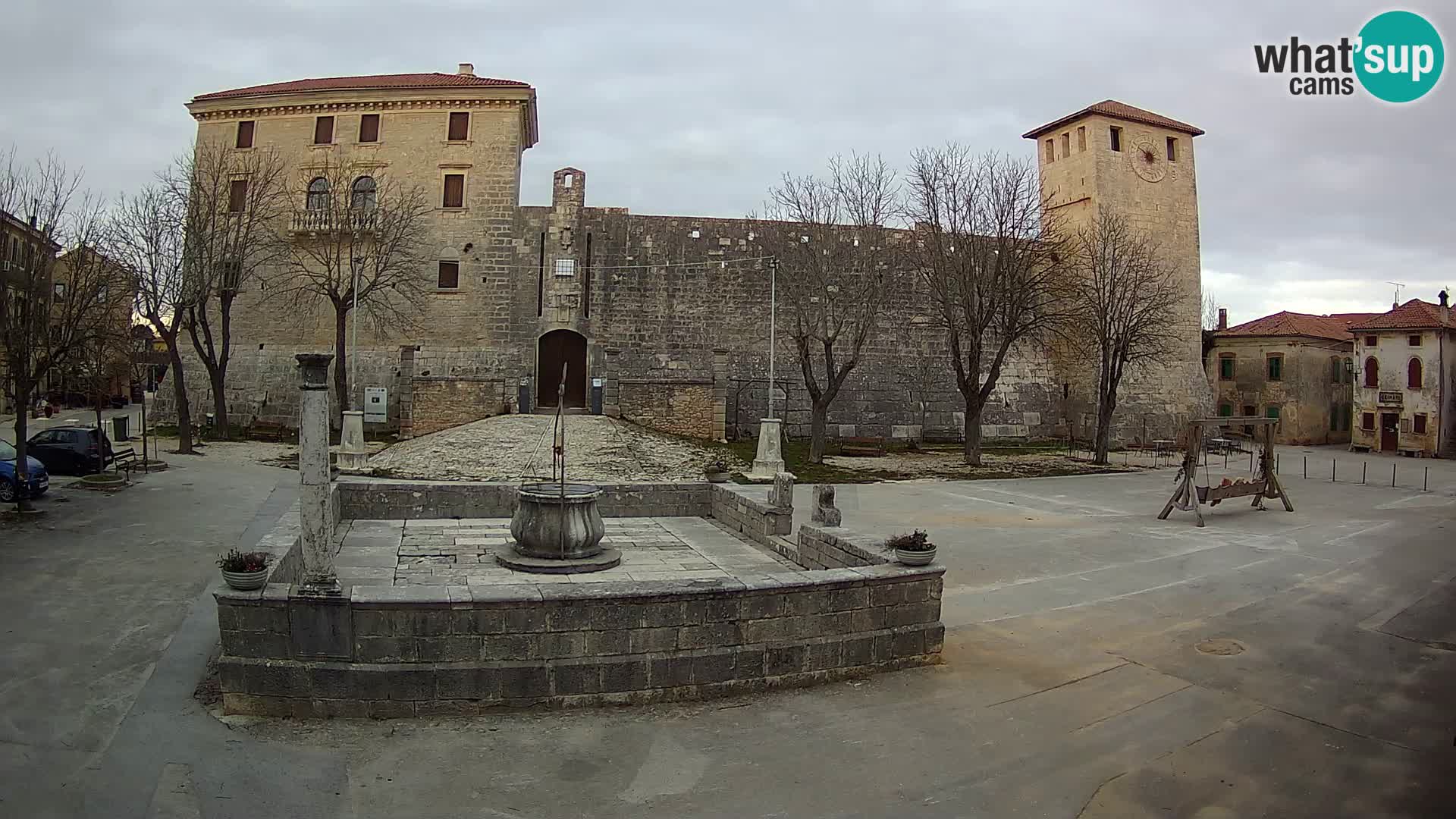 Webcam Svetvinčenat – the Castle and well – Istria – Croatia