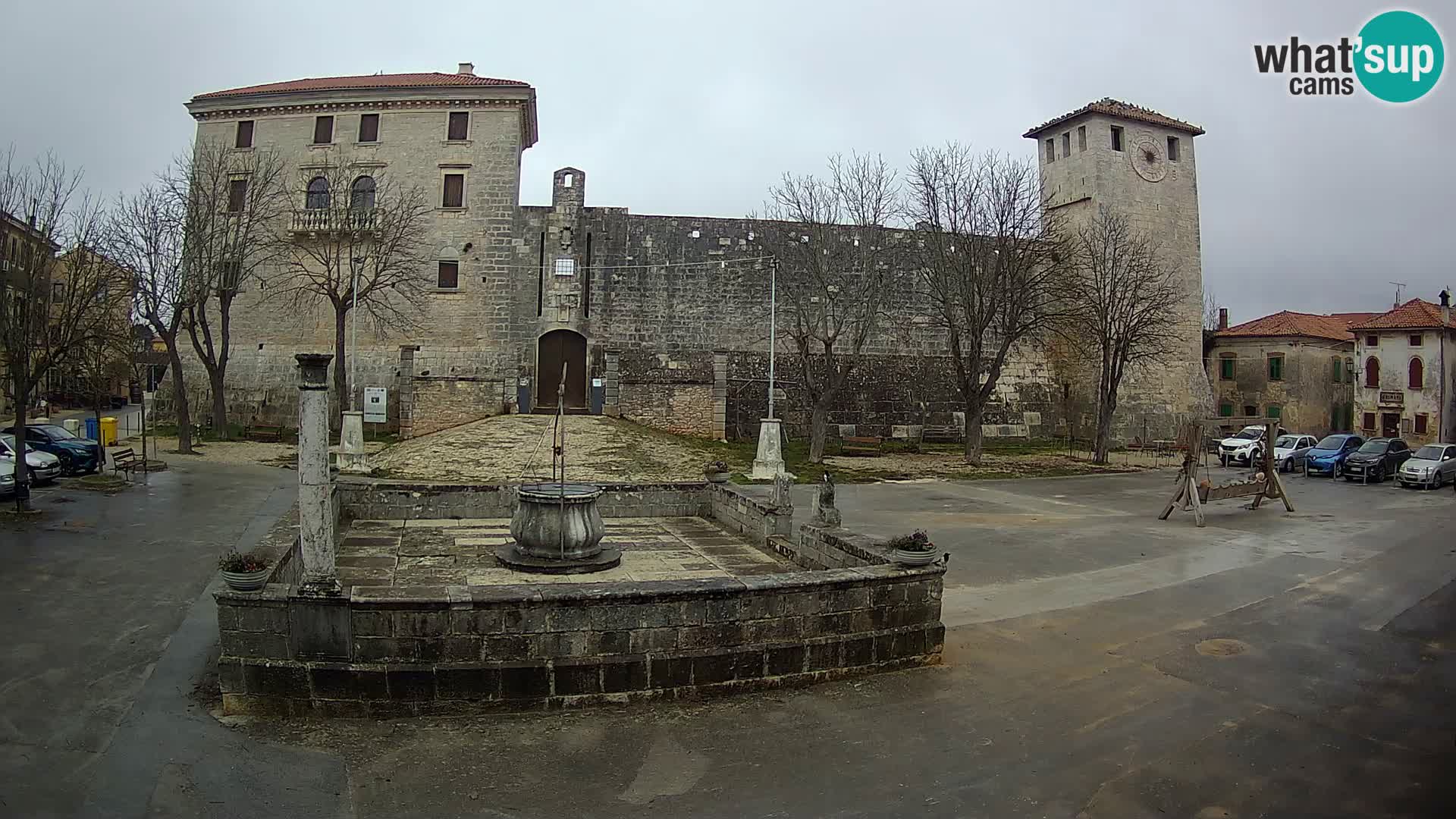 Webcam Svetvinčenat (Sanvincenti) – il castello e il pozzo – Istria – Croazia