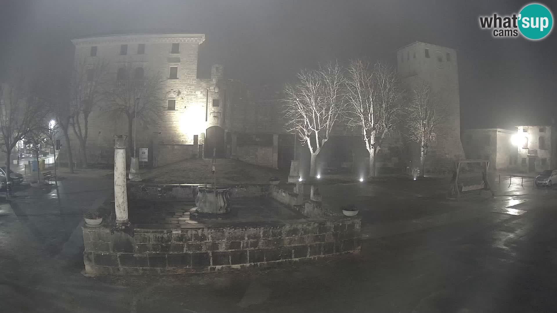 Webcam Svetvinčenat – le château et le puits – Istrie – Croatie