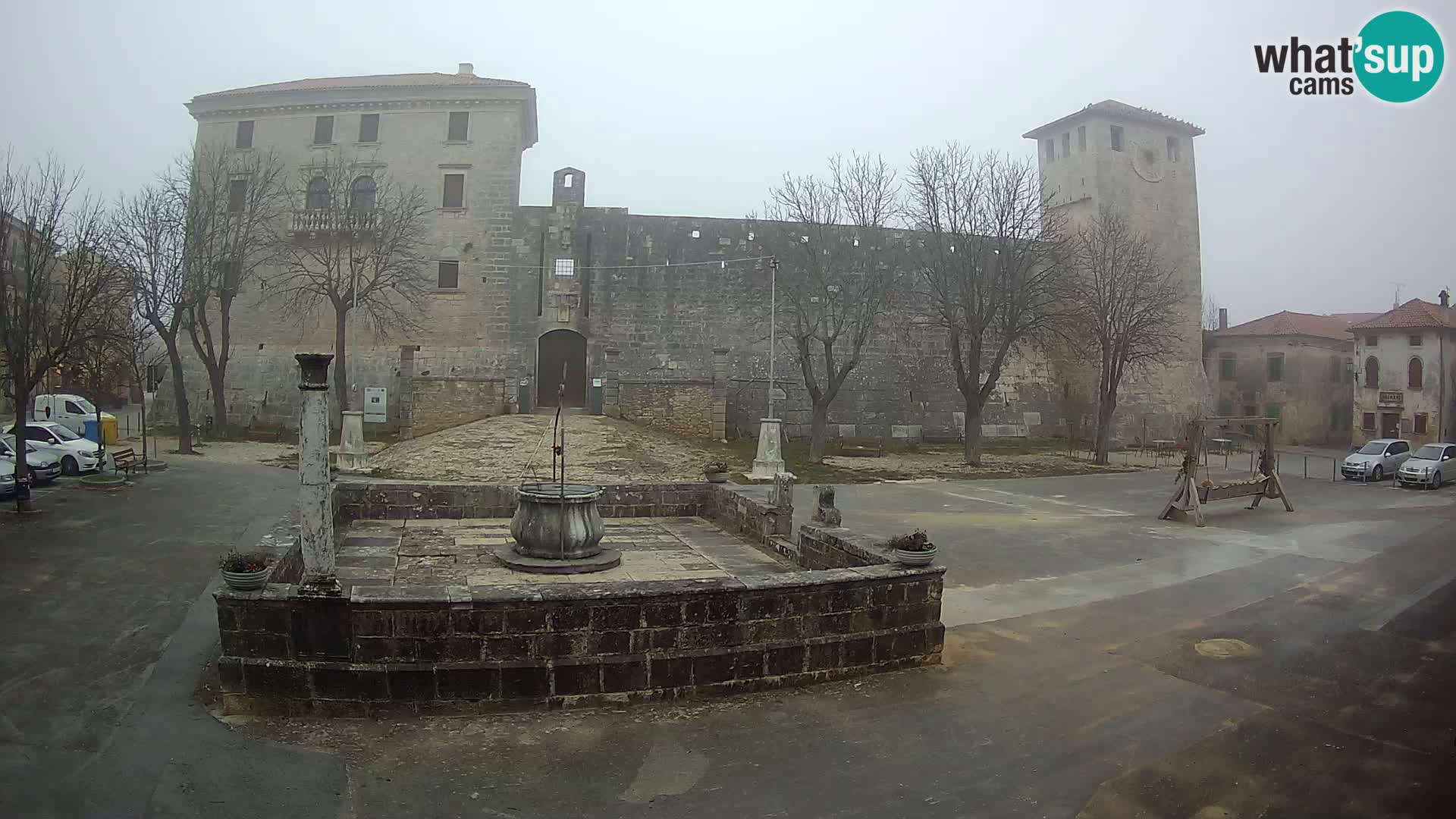 Webcam Svetvinčenat (Sanvincenti) – il castello e il pozzo – Istria – Croazia