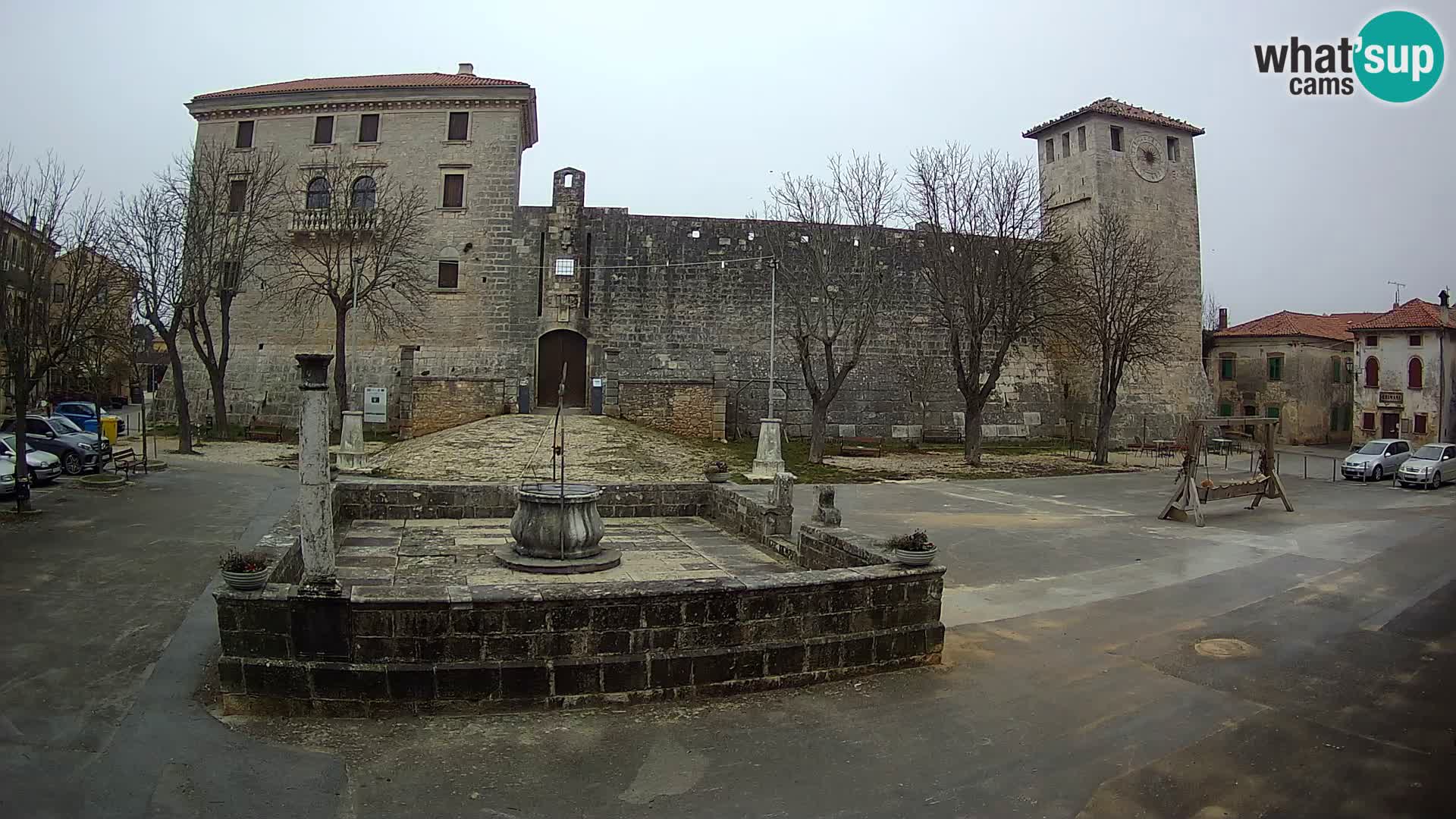 Webcam Svetvinčenat (Sanvincenti) – il castello e il pozzo – Istria – Croazia