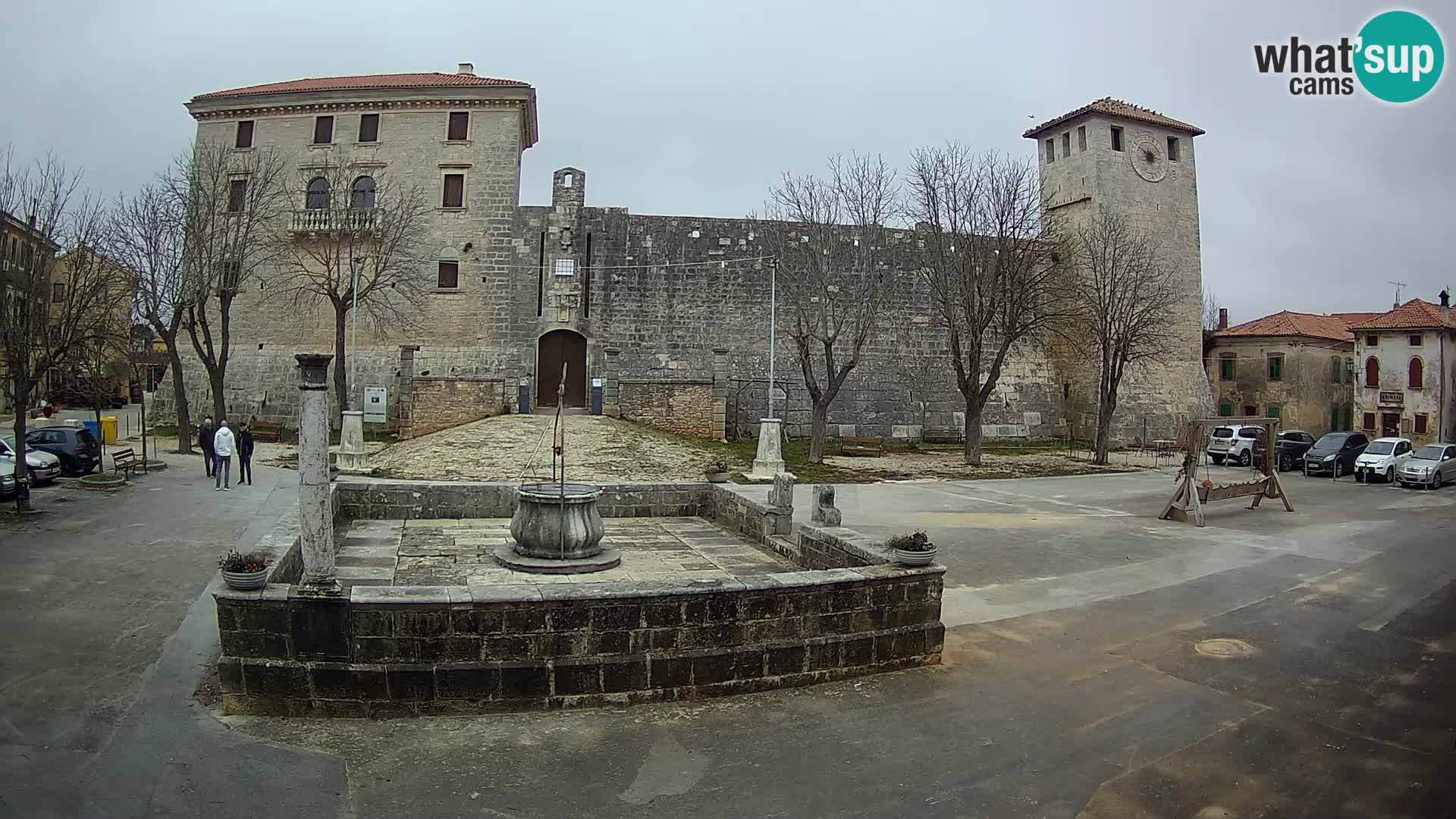 Webcam Svetvinčenat (Sanvincenti) – il castello e il pozzo – Istria – Croazia