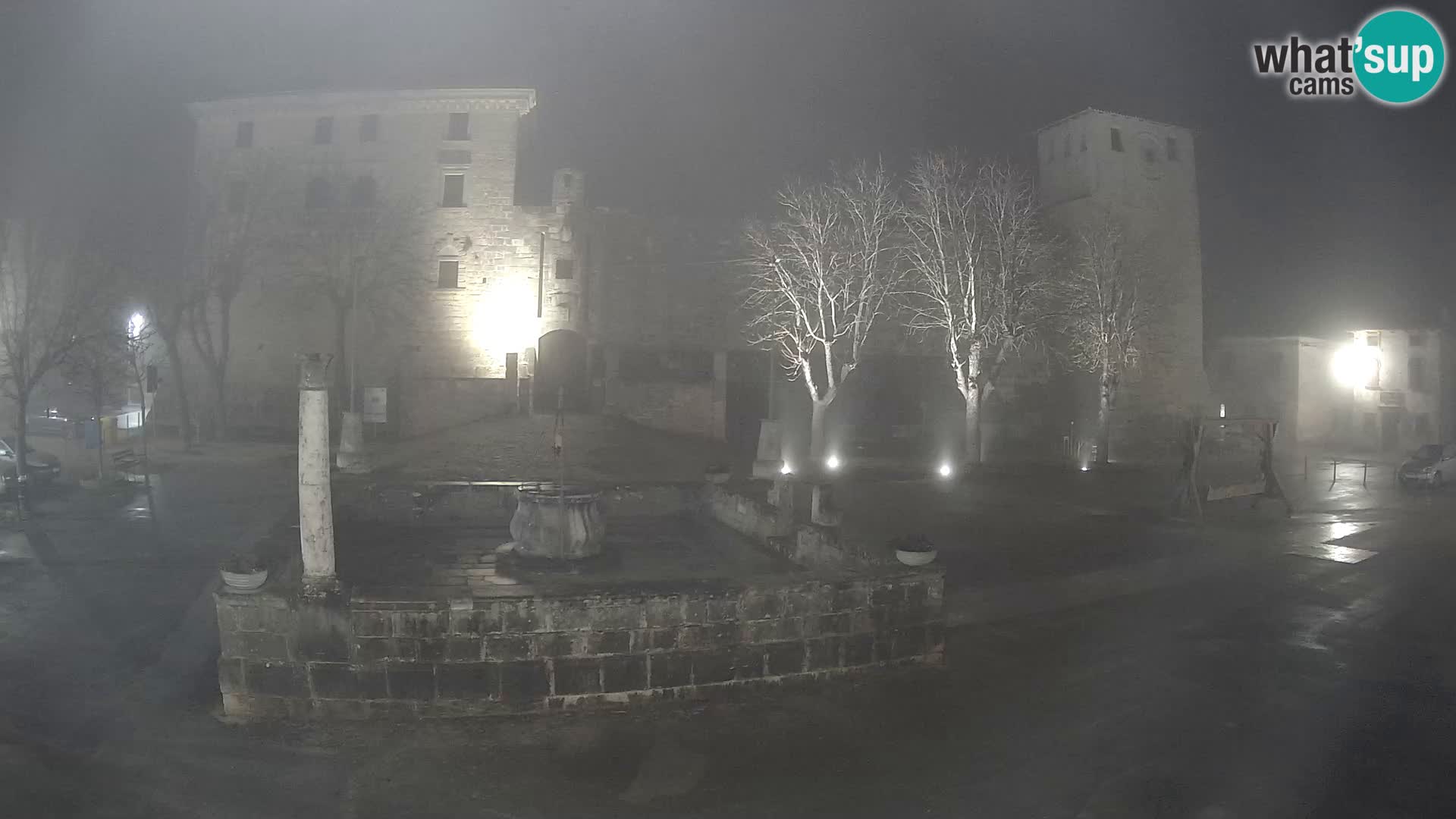 Webcam Svetvinčenat – le château et le puits – Istrie – Croatie